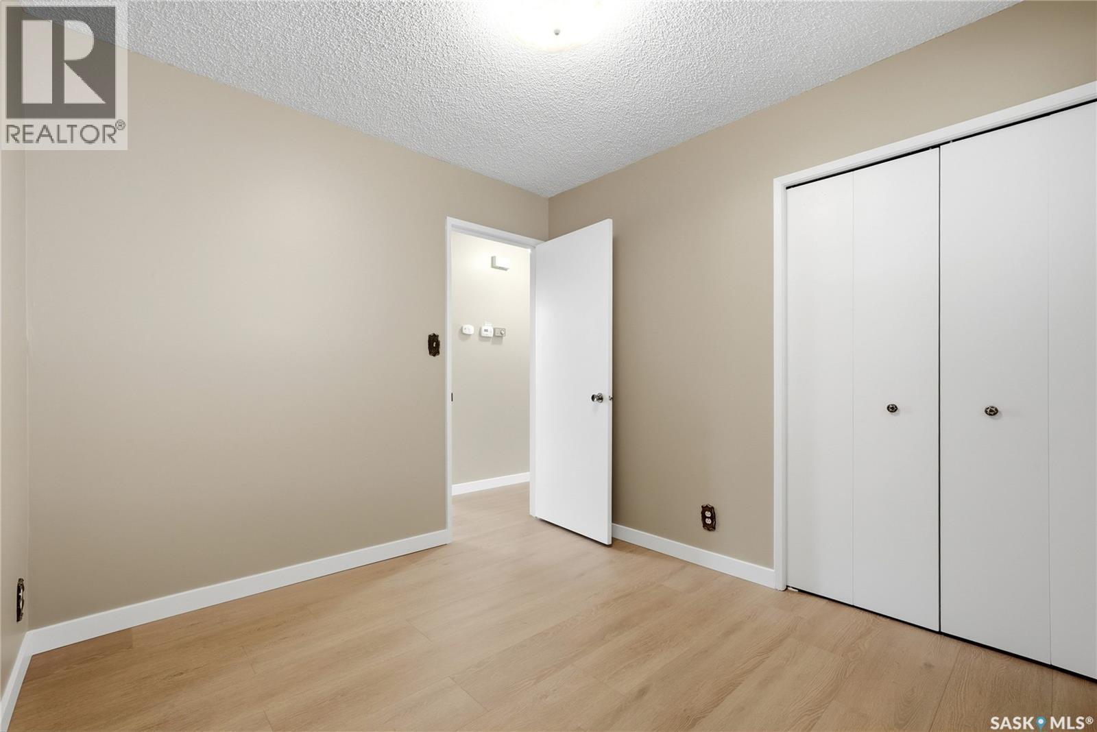 39 Hayes Crescent, Regina, SK - Indoor Photo Showing Other Room