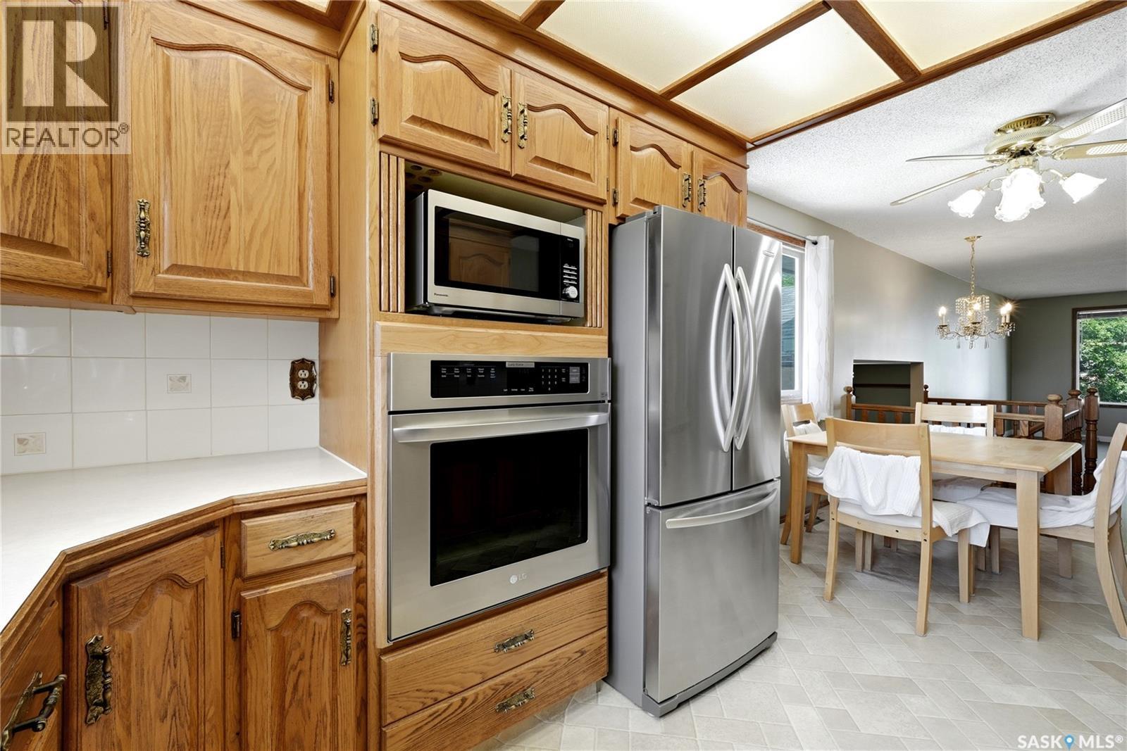 39 Hayes Crescent, Regina, SK - Indoor