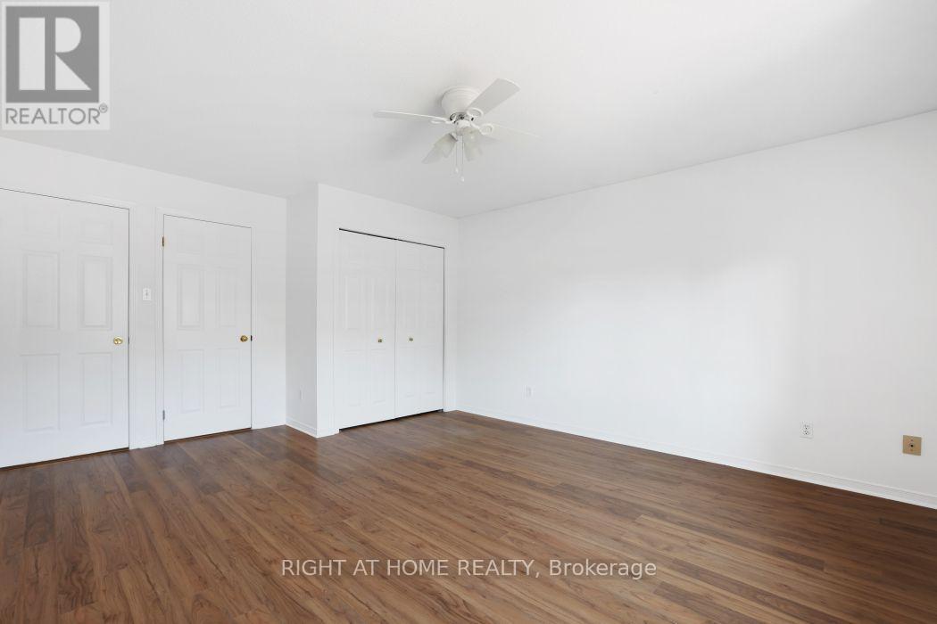 Has walk-in + double closet &cheater bathroom door - 53 Yoho Drive, Ottawa, ON - Indoor Photo Showing Other Room