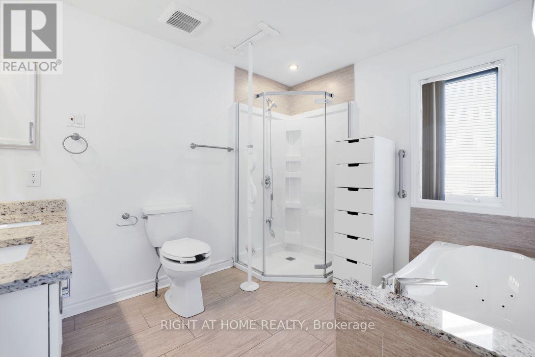 Modern 5 pc bathroom - double sinks & glass shower - 53 Yoho Drive, Ottawa, ON - Indoor Photo Showing Bathroom