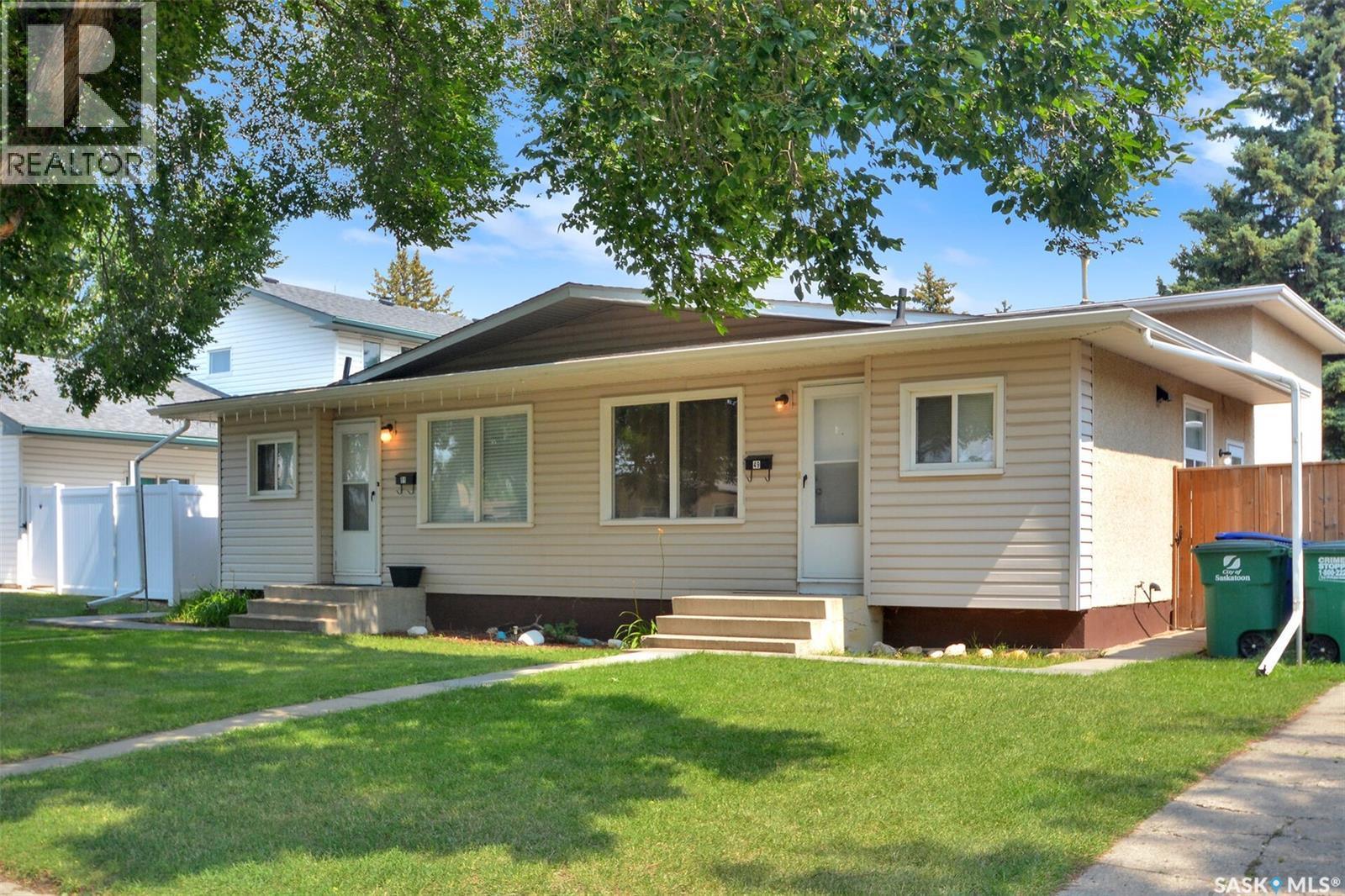 49-51 Carleton Drive, Saskatoon, SK - Outdoor