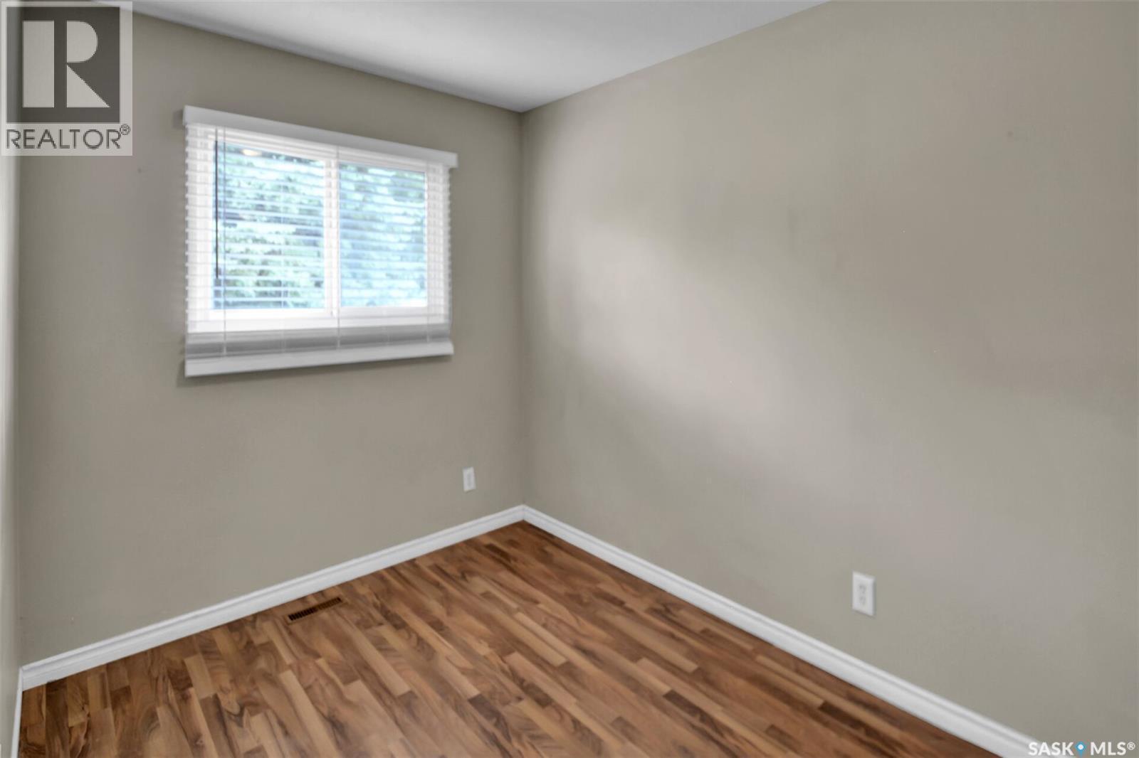 49-51 Carleton Drive, Saskatoon, SK - Indoor Photo Showing Other Room