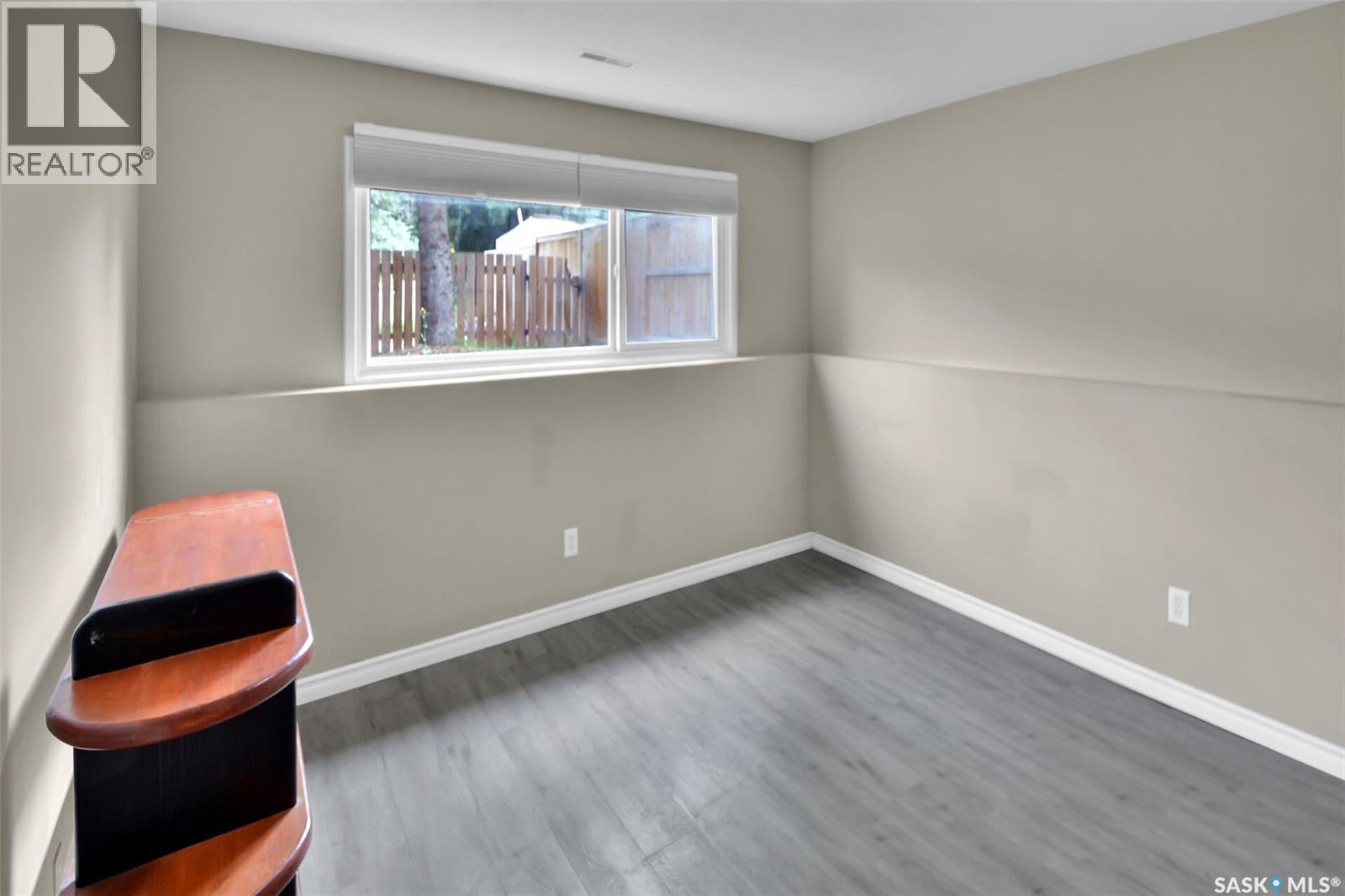 49-51 Carleton Drive, Saskatoon, SK - Indoor Photo Showing Other Room