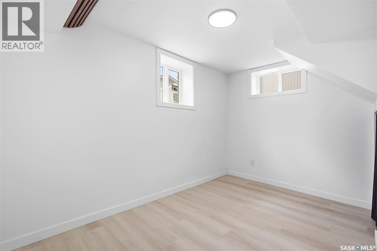 1310 B Avenue N, Saskatoon, SK - Indoor Photo Showing Other Room