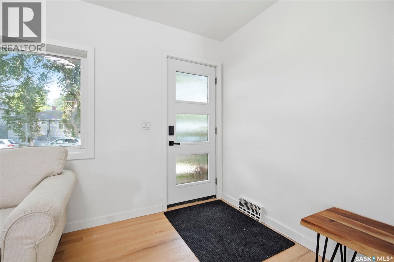 1310 B Avenue N, Saskatoon, SK - Indoor Photo Showing Other Room