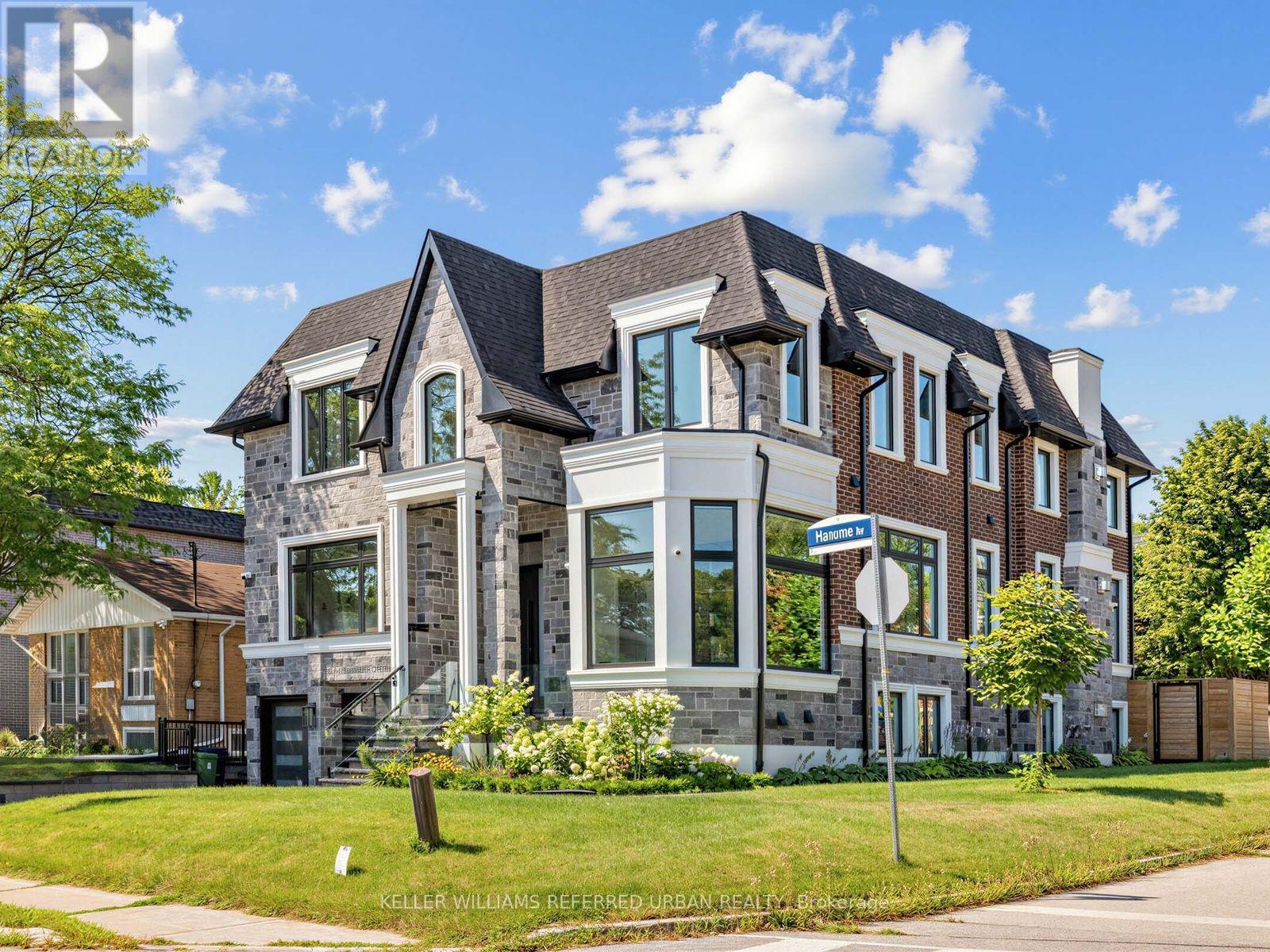 35 Lloydminster Crescent, Toronto, ON - Outdoor With Facade