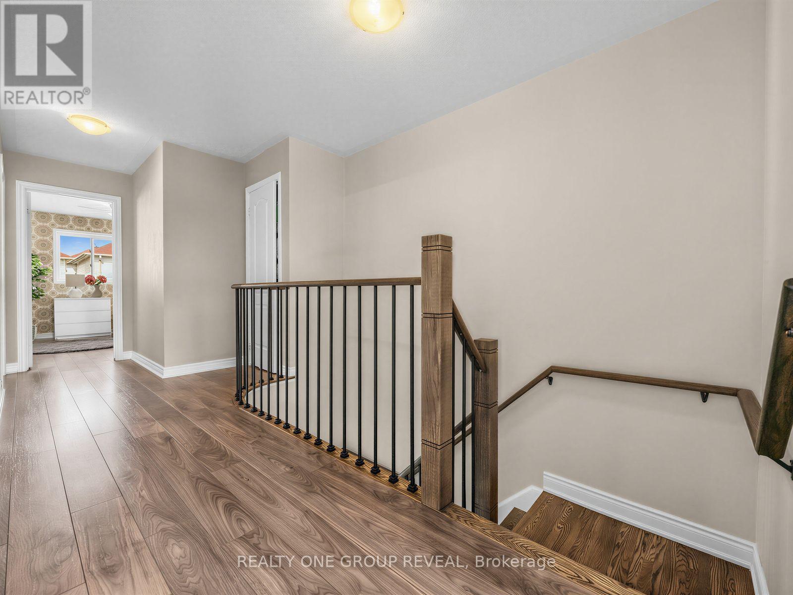6122 Coxswain Crescent, Mississauga, ON - Indoor Photo Showing Other Room