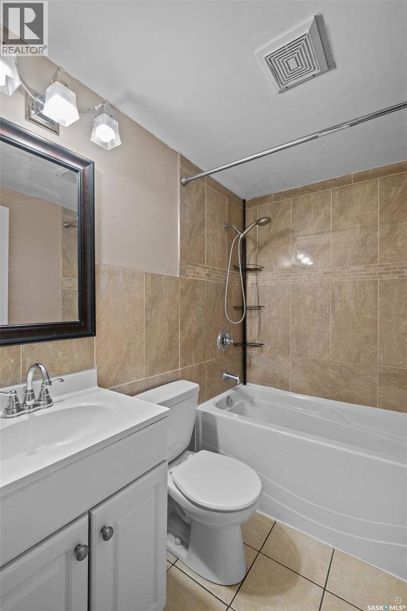 1338 Lacroix Crescent, Prince Albert, SK - Indoor Photo Showing Bathroom