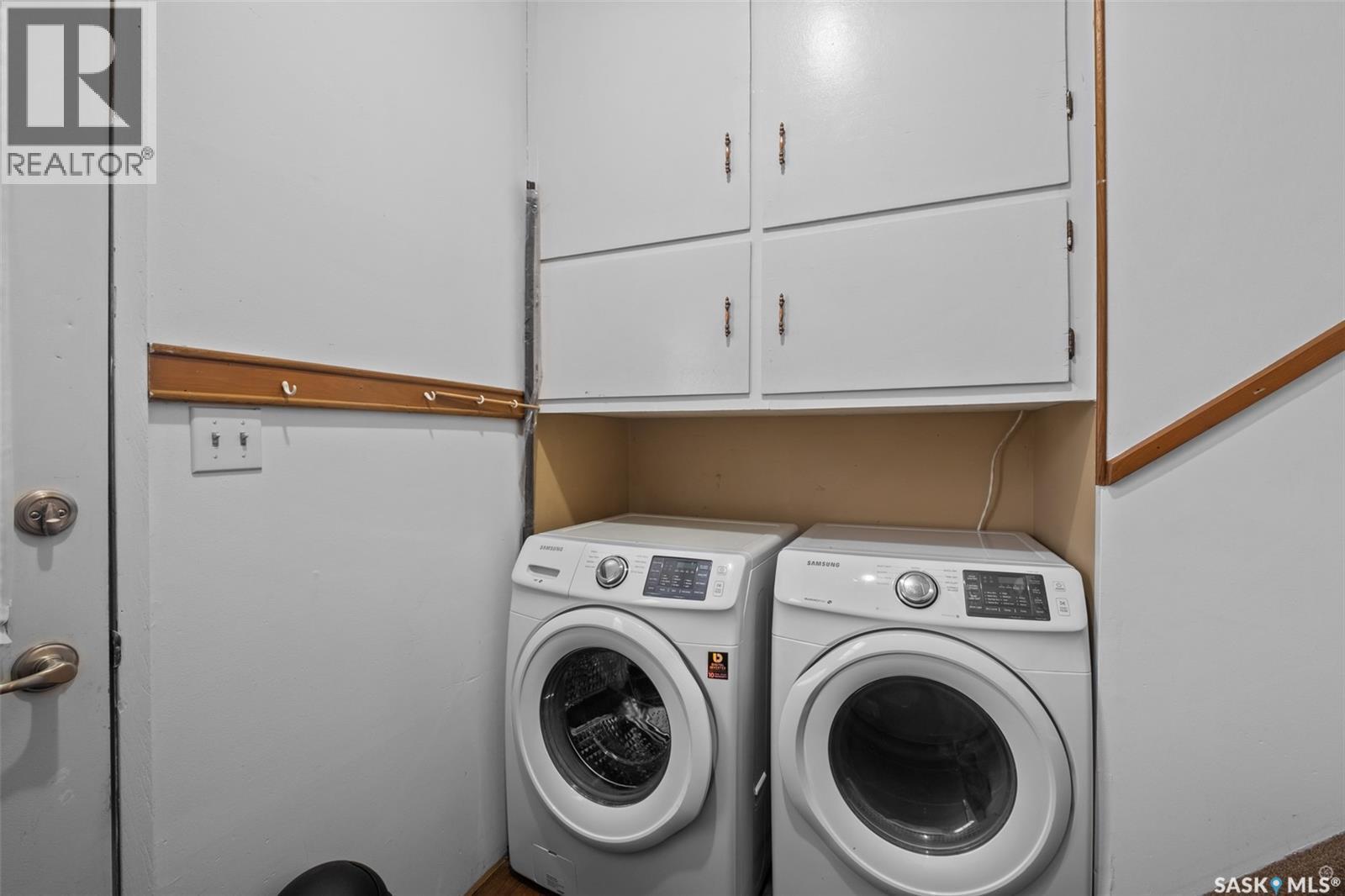 1338 Lacroix Crescent, Prince Albert, SK - Indoor Photo Showing Laundry Room