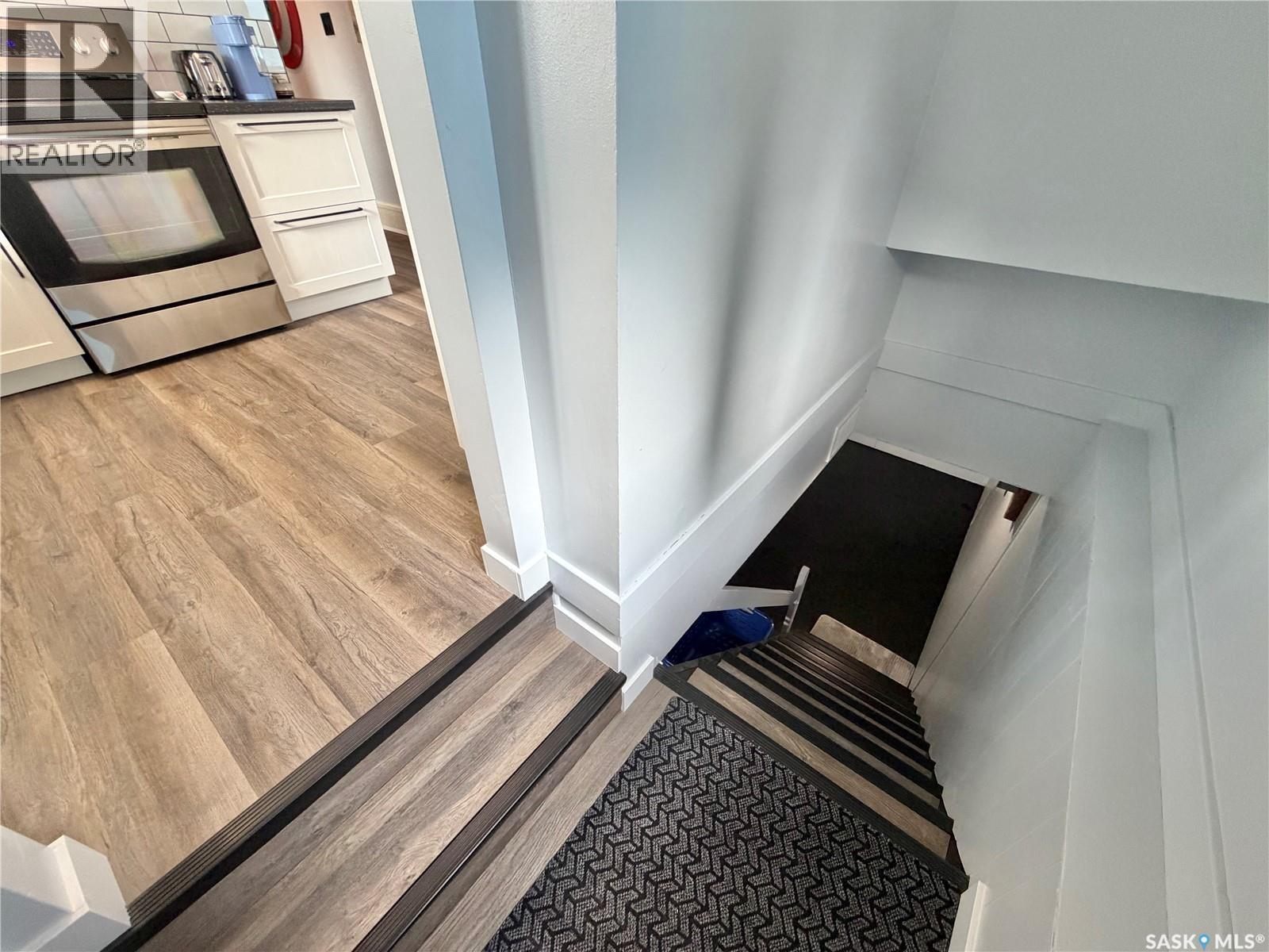 206 Third Avenue S, Yorkton, SK - Indoor Photo Showing Other Room