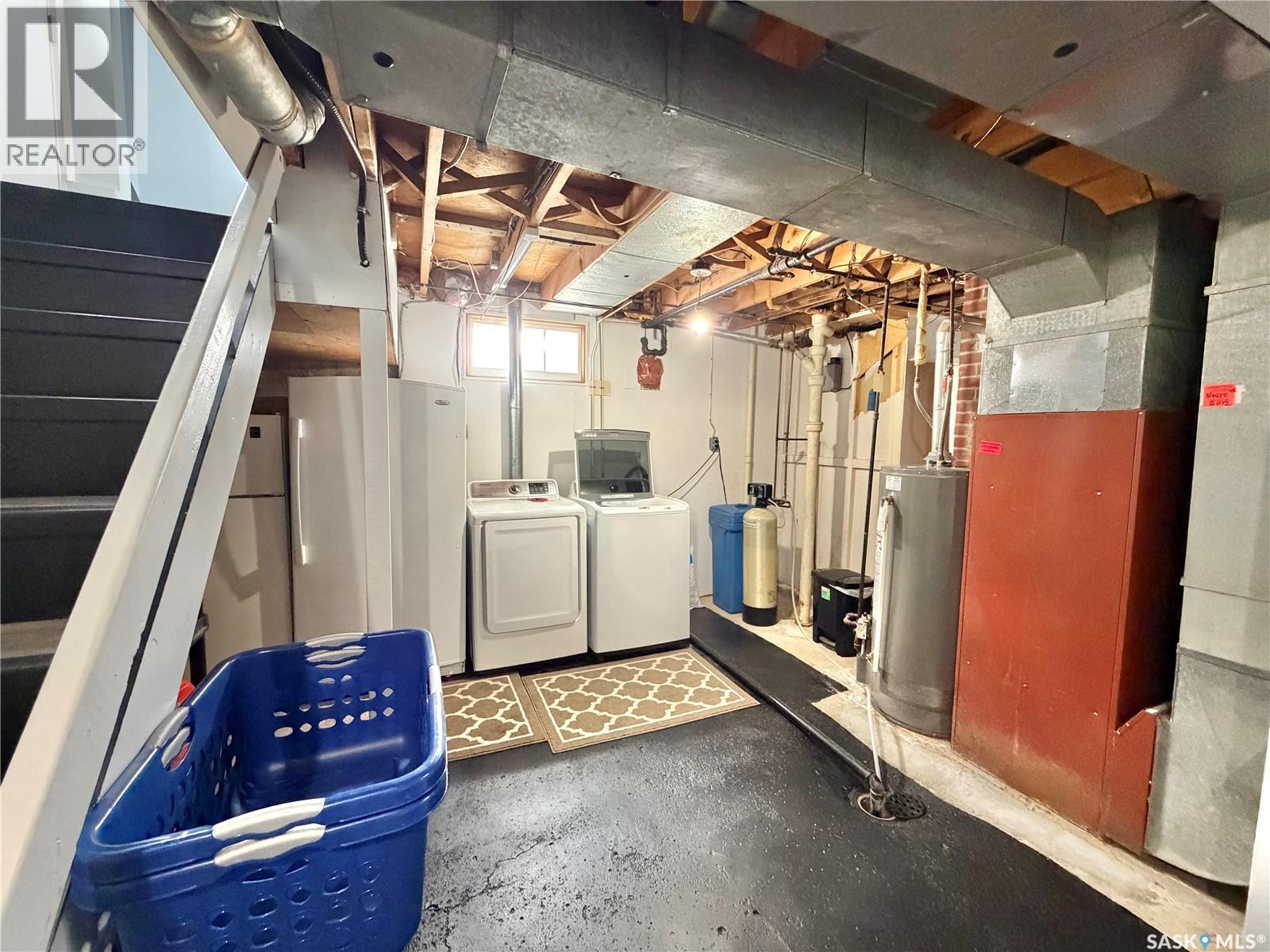 206 Third Avenue S, Yorkton, SK - Indoor Photo Showing Other Room