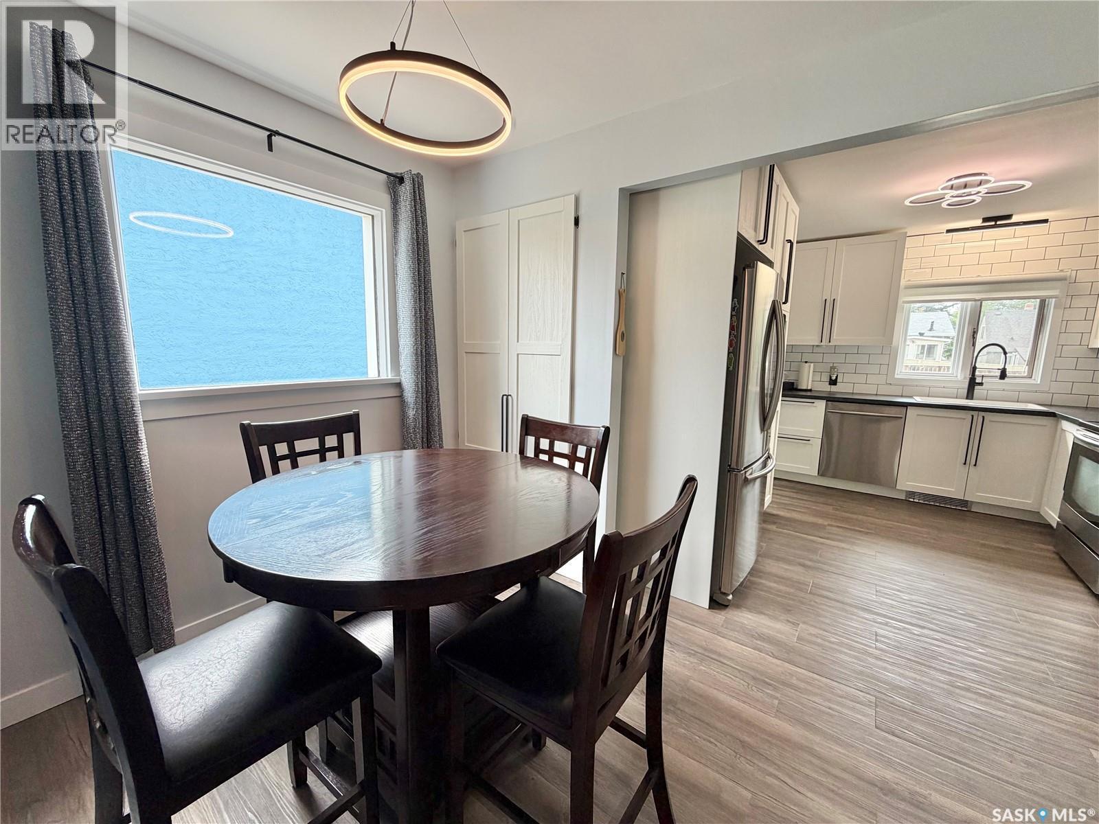 206 Third Avenue S, Yorkton, SK - Indoor Photo Showing Dining Room