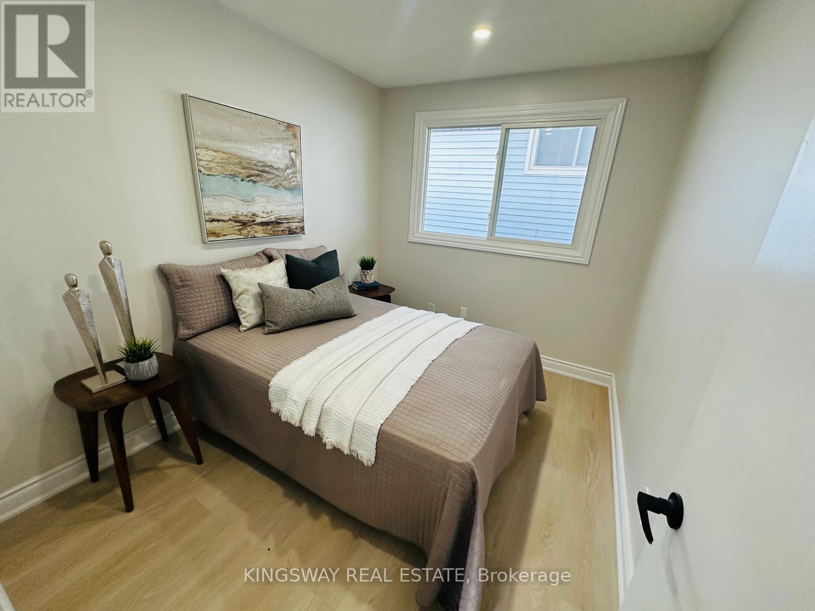 35 Silver Aspen Crescent, Kitchener, ON - Indoor Photo Showing Bedroom