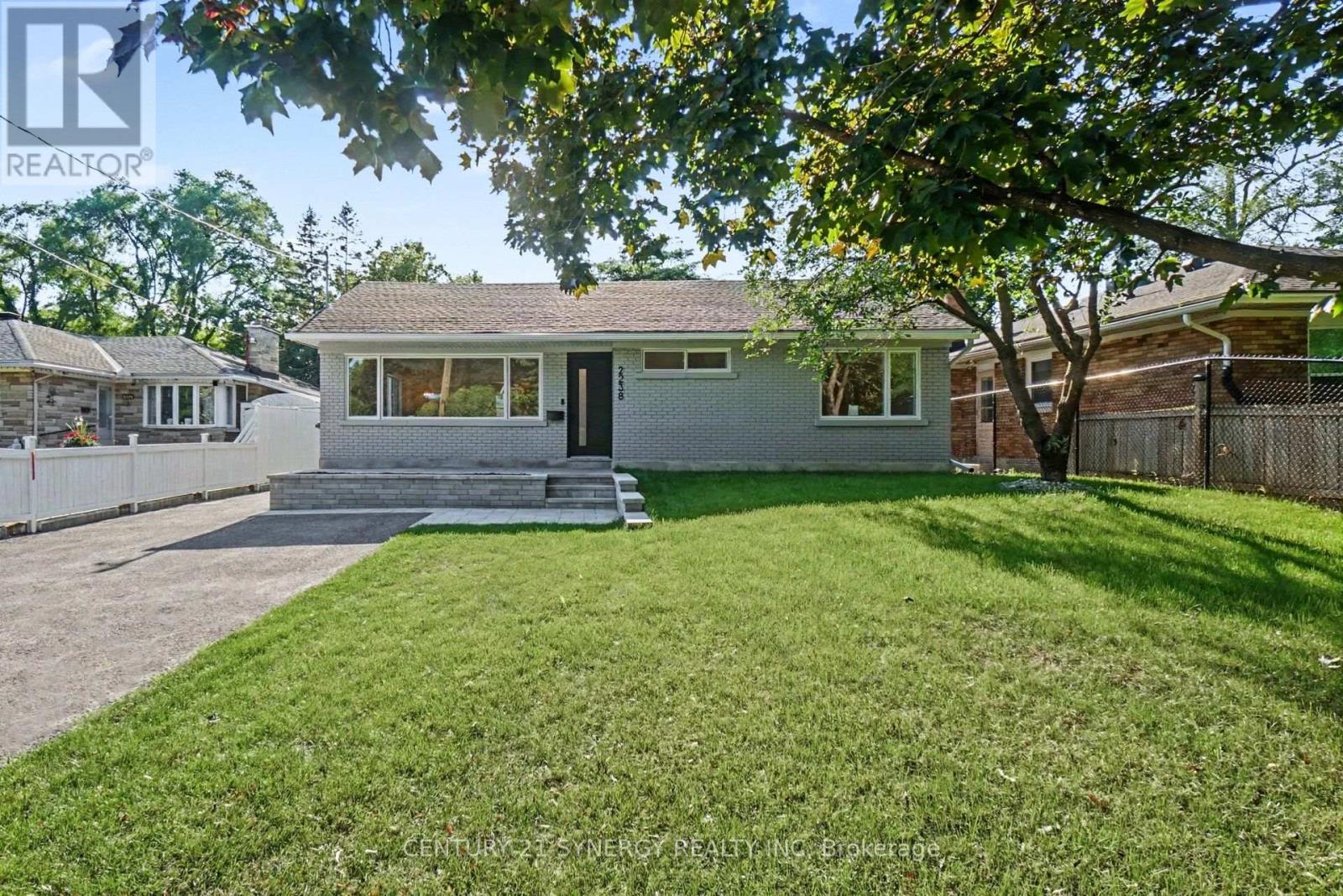 2238 Utah Street, Ottawa, ON - Outdoor
