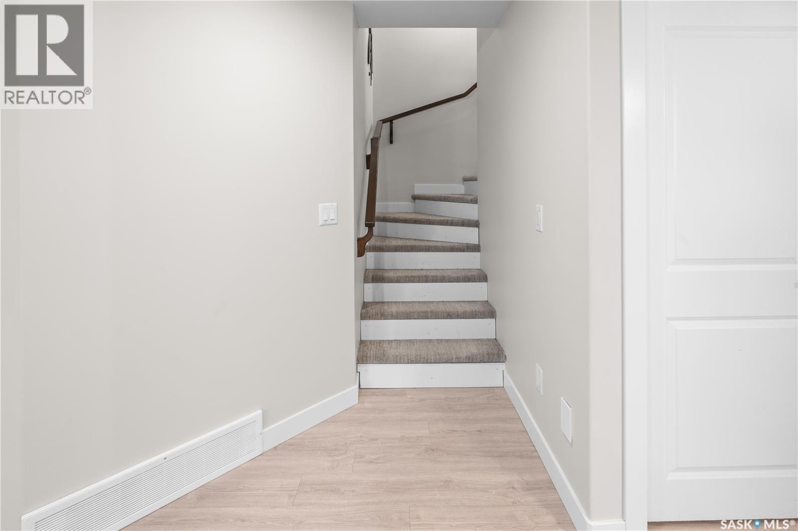 1231 Pringle Way, Saskatoon, SK - Indoor Photo Showing Other Room