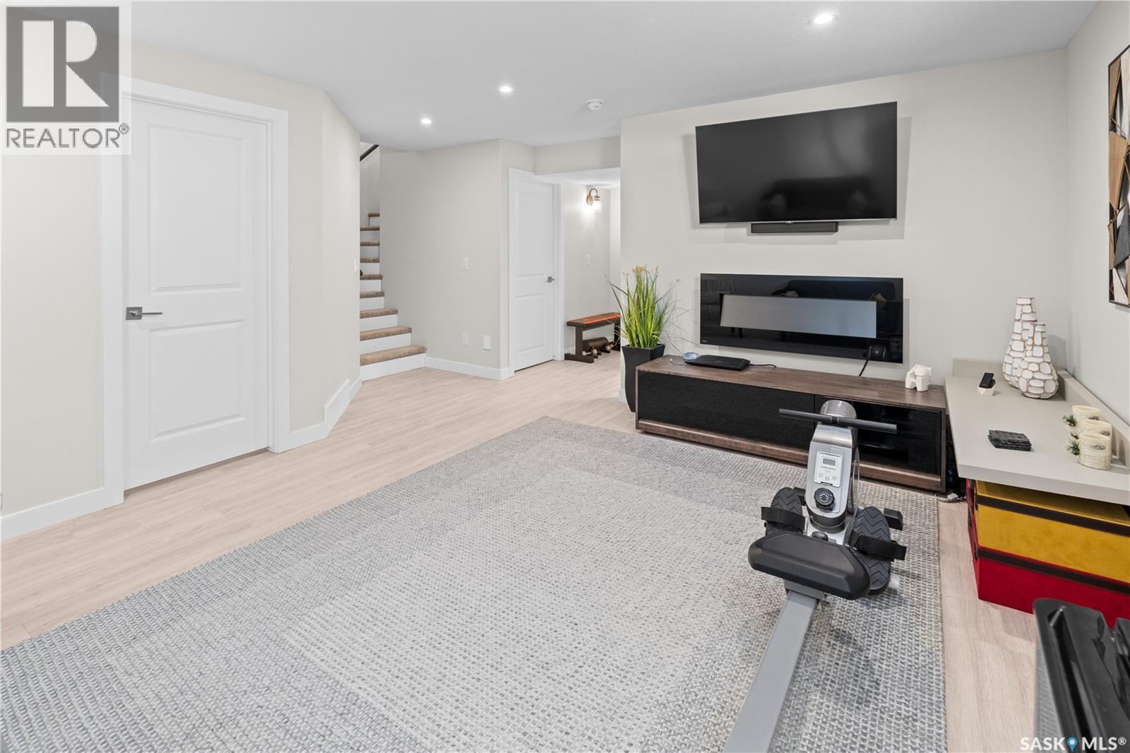 1231 Pringle Way, Saskatoon, SK - Indoor With Fireplace