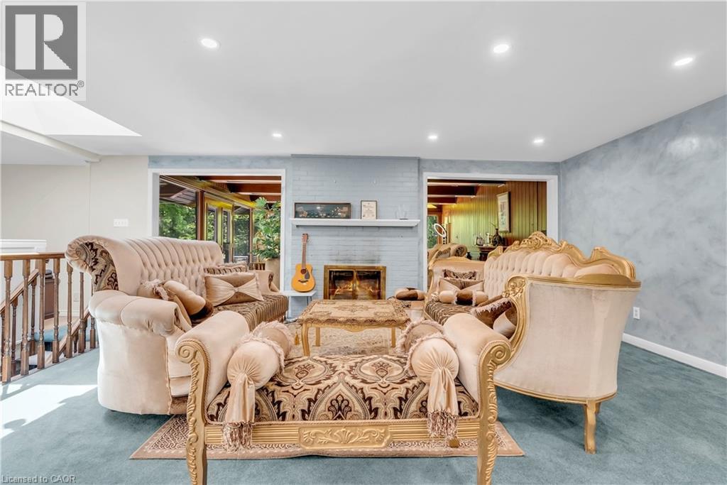 1356 Oak Lane, Mississauga, ON - Indoor With Fireplace