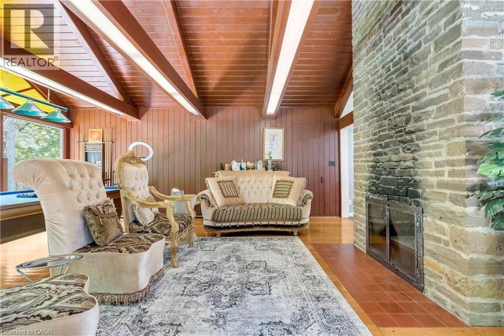 1356 Oak Lane, Mississauga, ON - Indoor Photo Showing Other Room With Fireplace