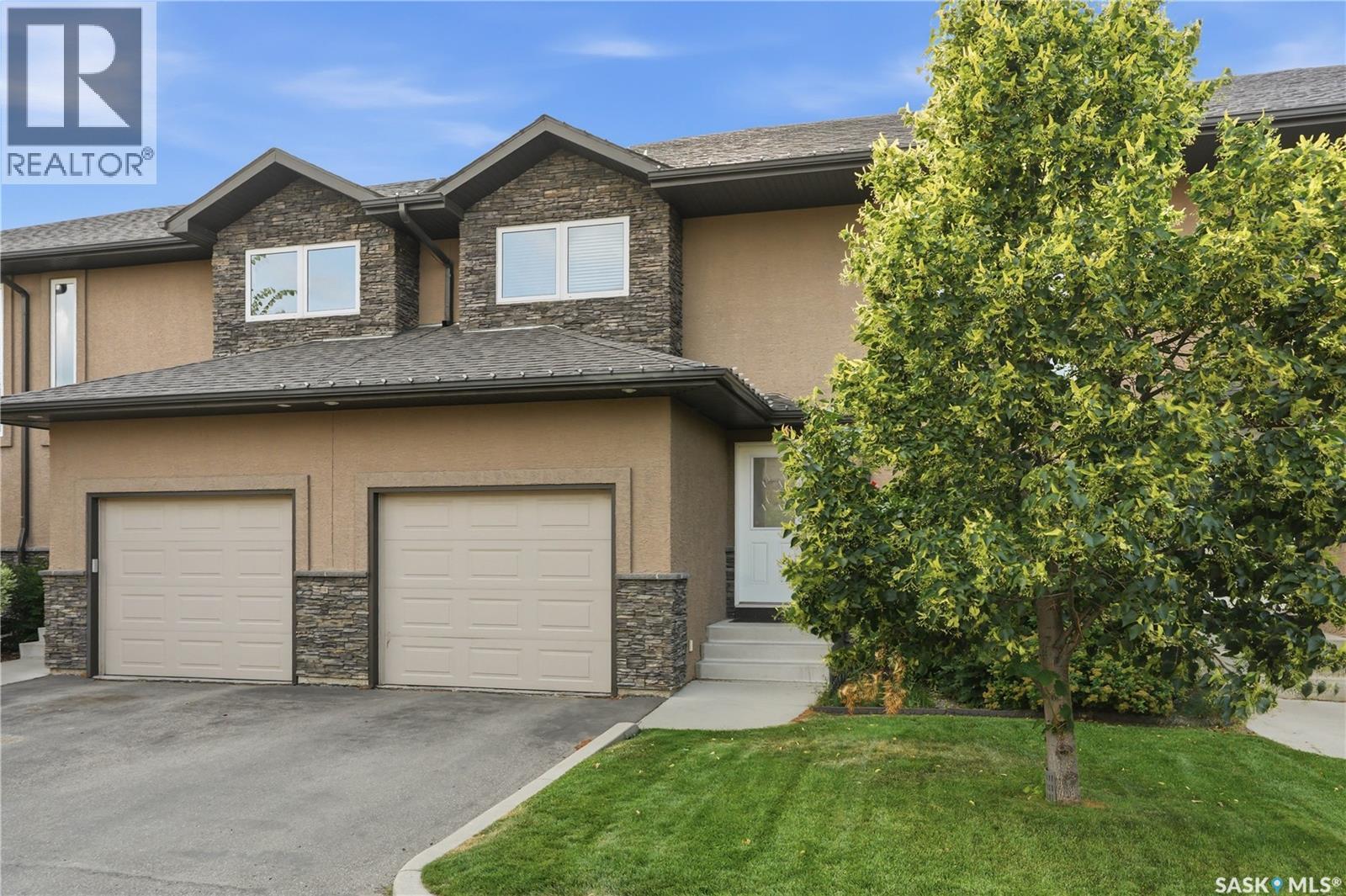 14 502 Rempel Manor, Saskatoon, SK - Outdoor