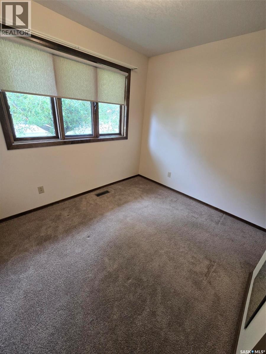 171 Lowestoft Street, Grayson, SK - Indoor Photo Showing Other Room