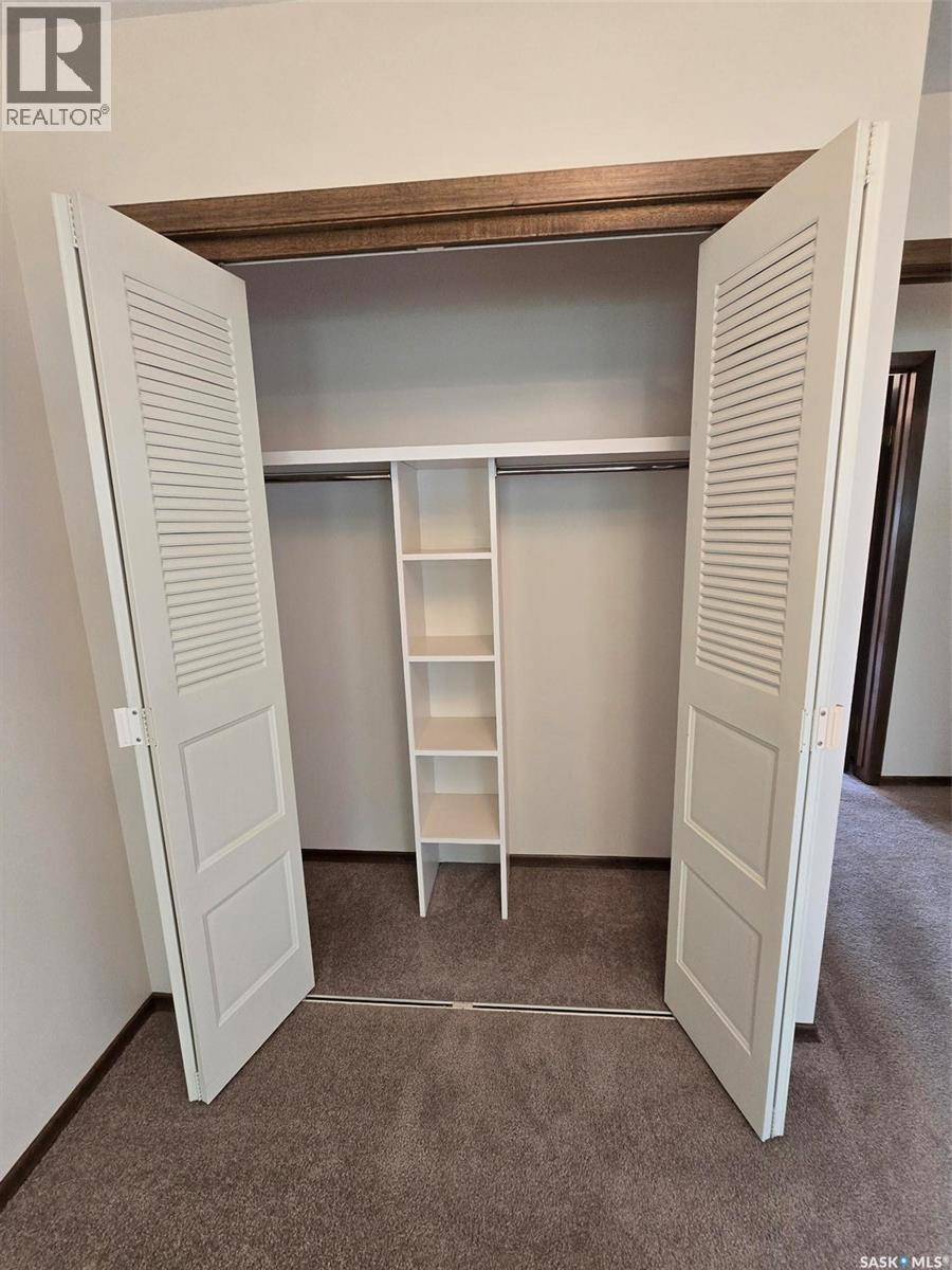 171 Lowestoft Street, Grayson, SK - Indoor