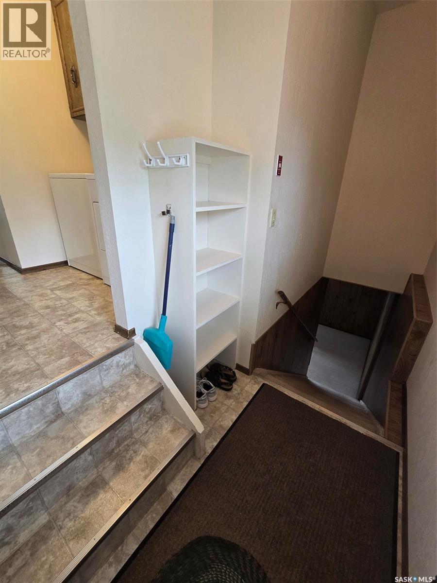 171 Lowestoft Street, Grayson, SK - Indoor Photo Showing Other Room