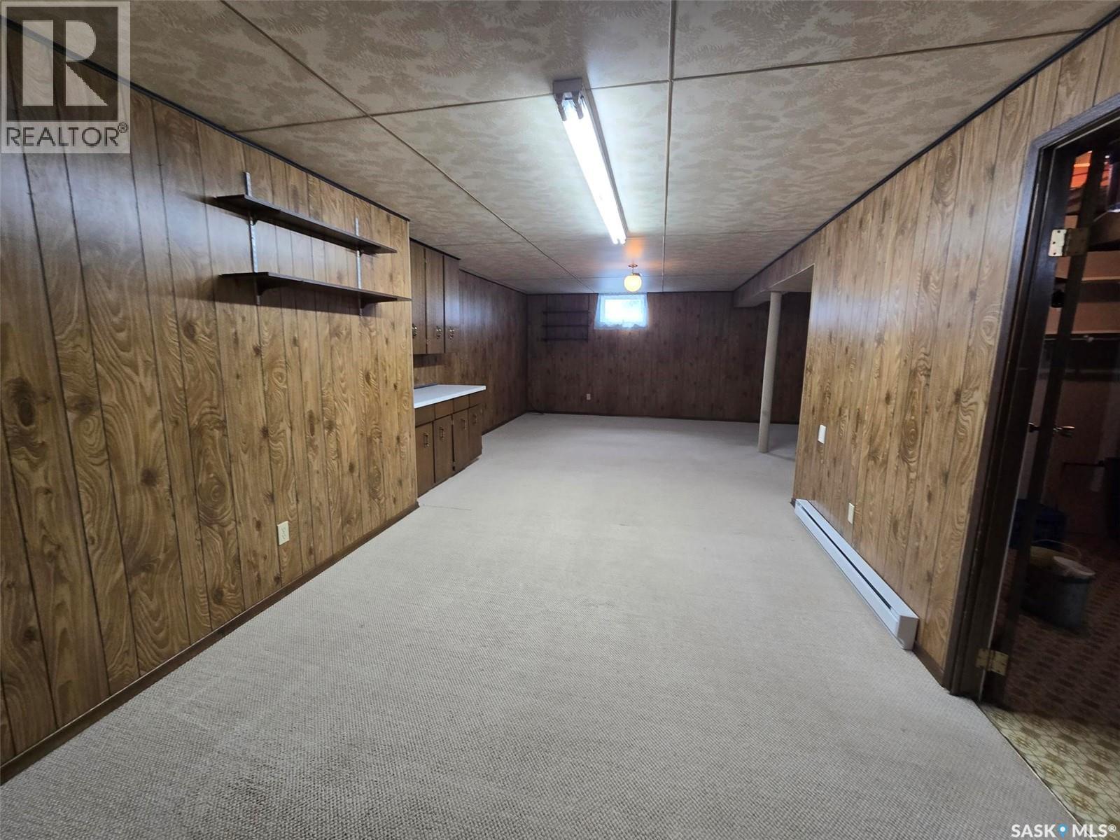 171 Lowestoft Street, Grayson, SK - Indoor