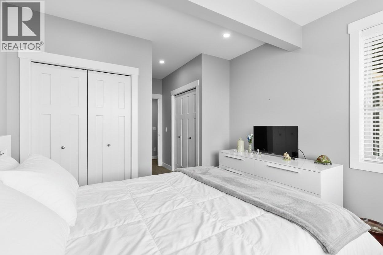 1870 Rosealee Lane Unit# 34, West Kelowna, BC - Indoor Photo Showing Bedroom