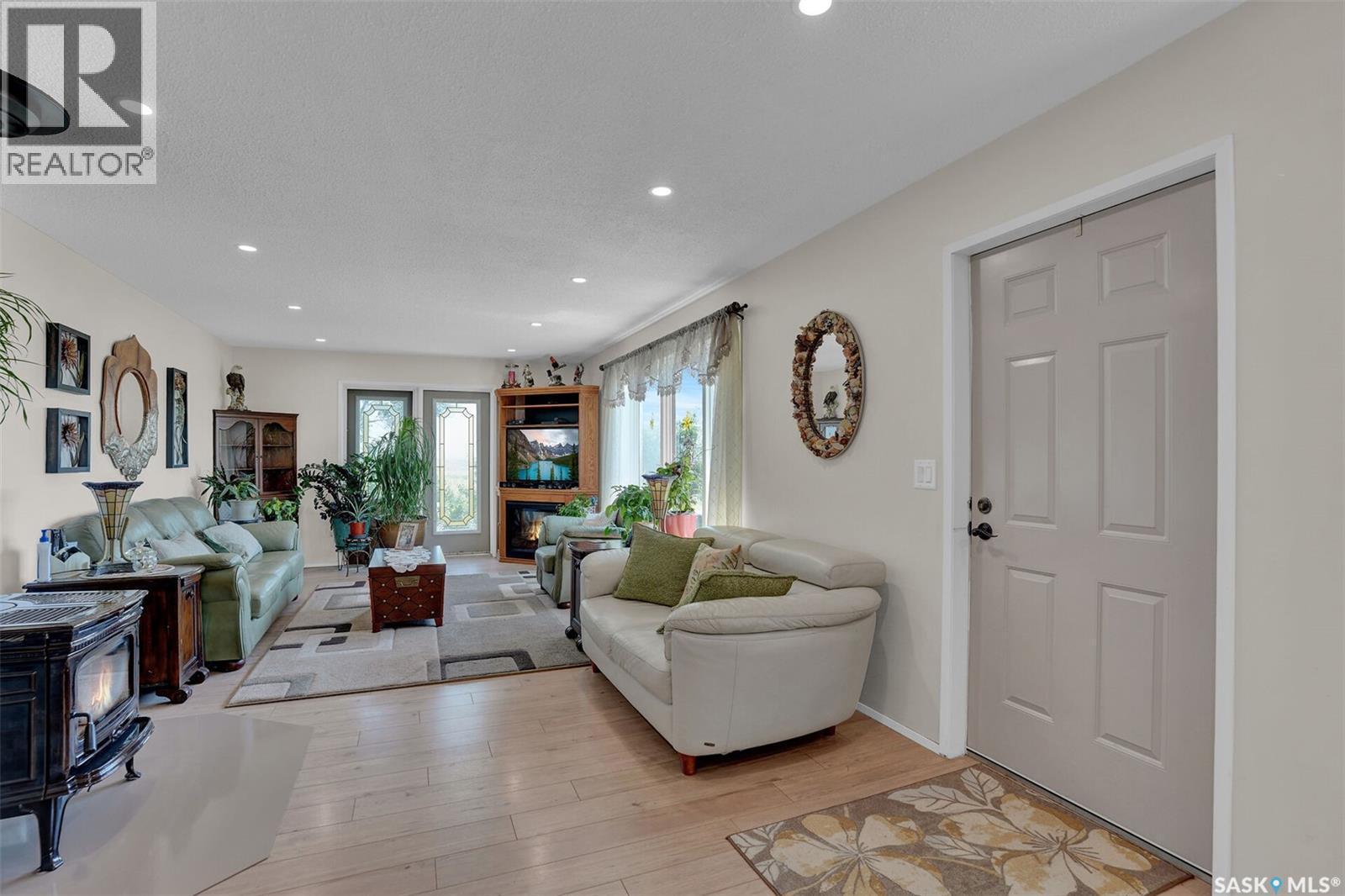 Dilke Acreage, Sarnia Rm No. 221, SK - Indoor Photo Showing Living Room