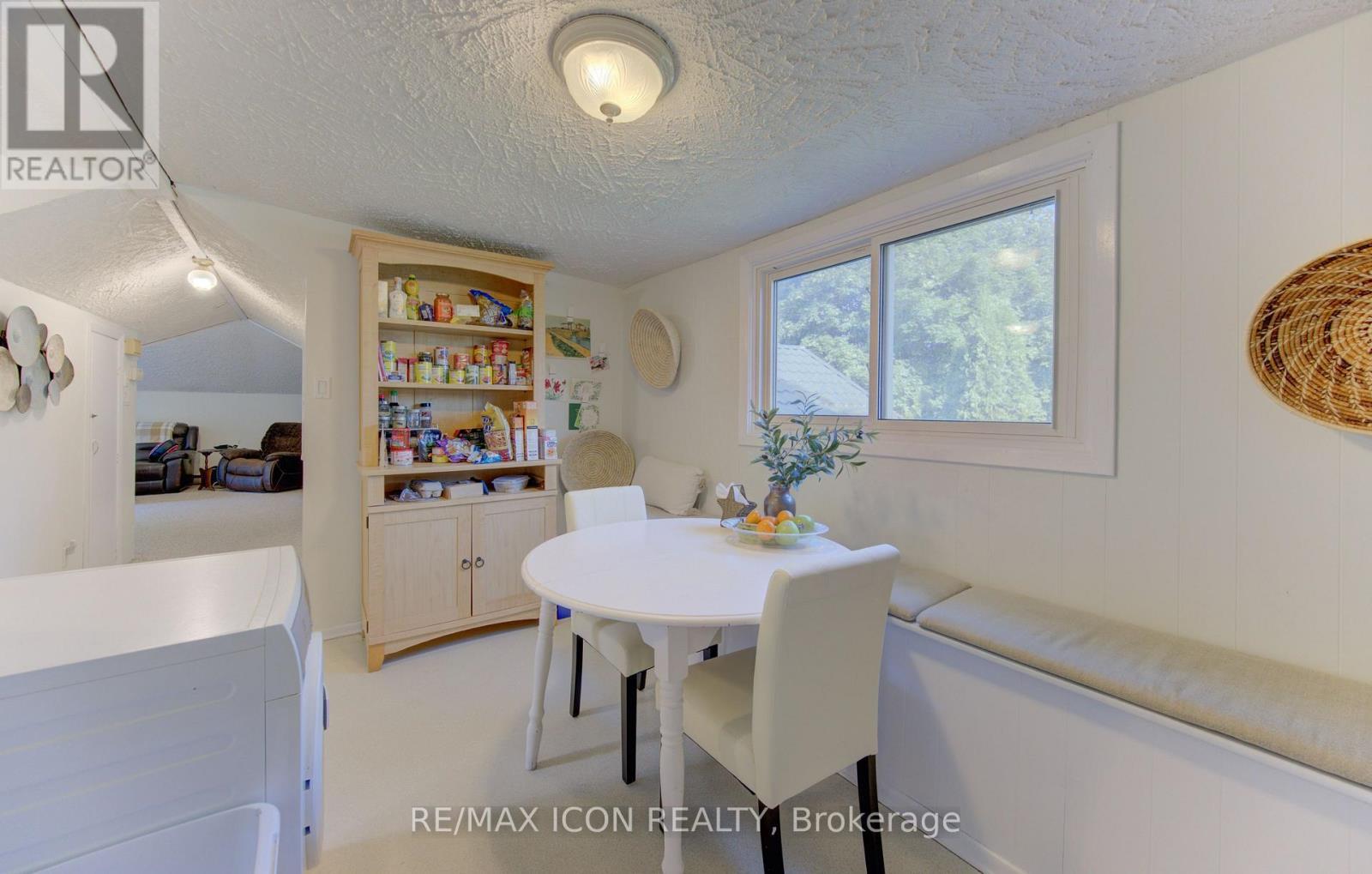 63 Birch Street, Cambridge, ON - Indoor Photo Showing Other Room