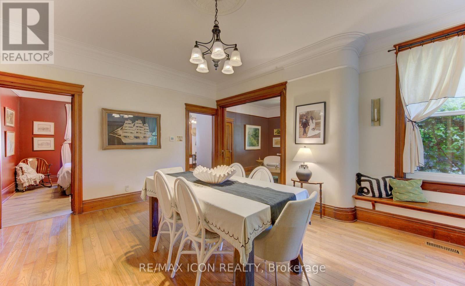 63 Birch Street, Cambridge, ON - Indoor Photo Showing Dining Room