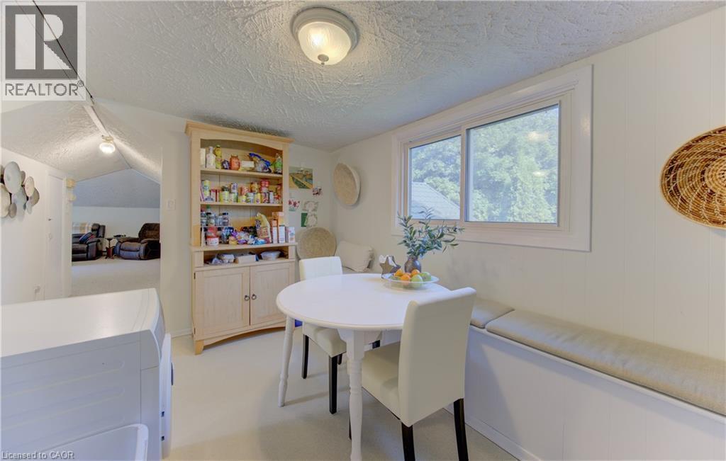 63 Birch Street, Cambridge, ON - Indoor Photo Showing Laundry Room