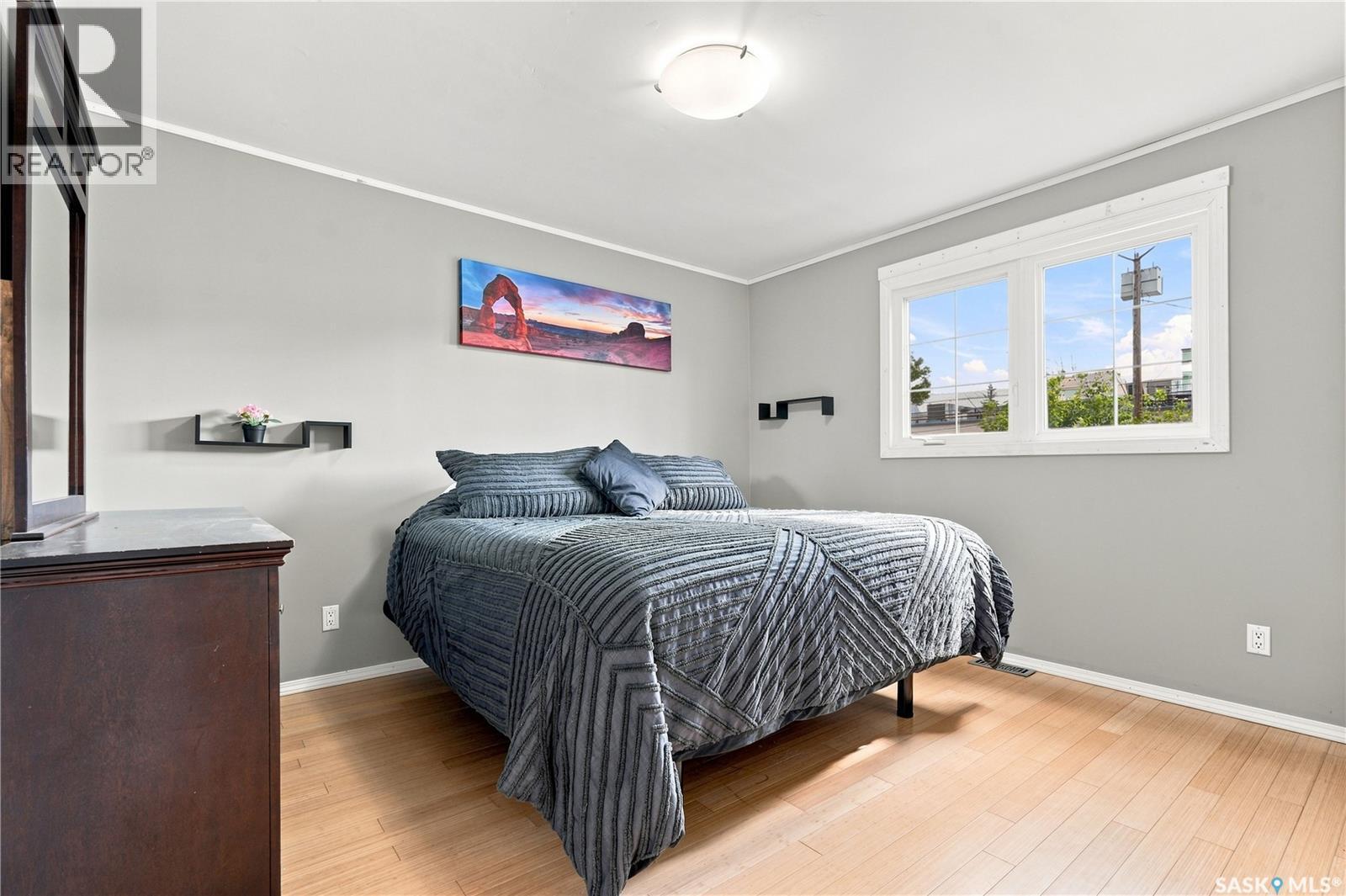 1408 B Avenue N, Saskatoon, SK - Indoor Photo Showing Bedroom