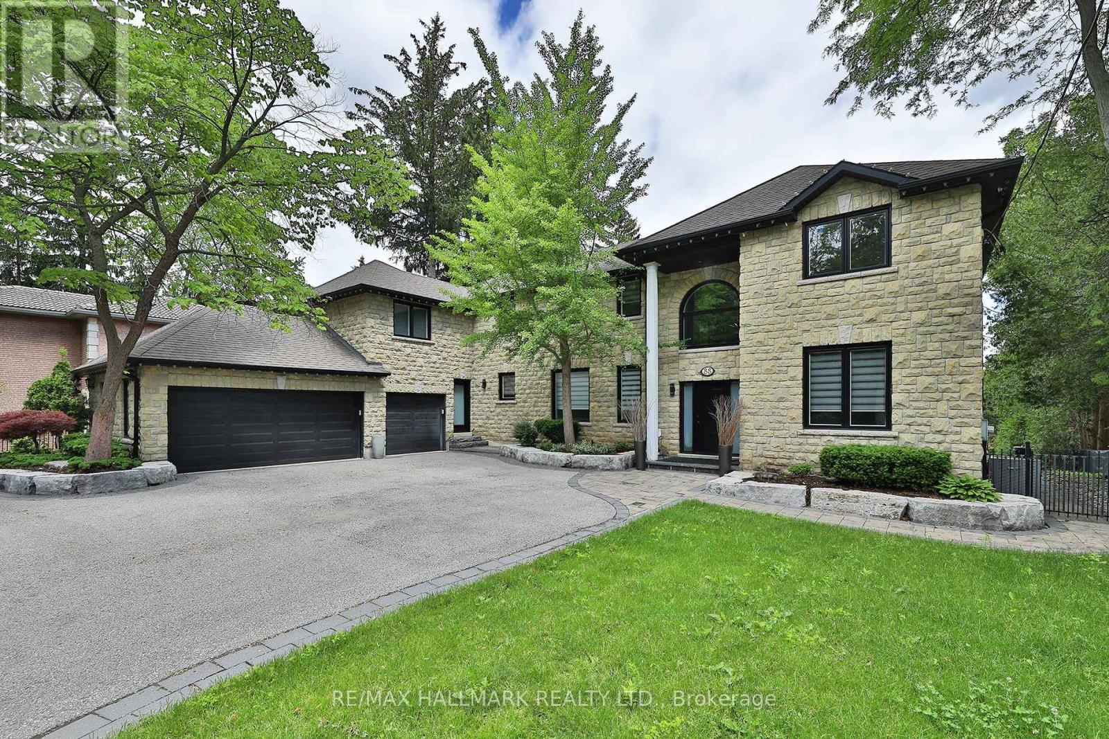 88 Colonel Danforth Trail, Toronto, ON - Outdoor With Facade