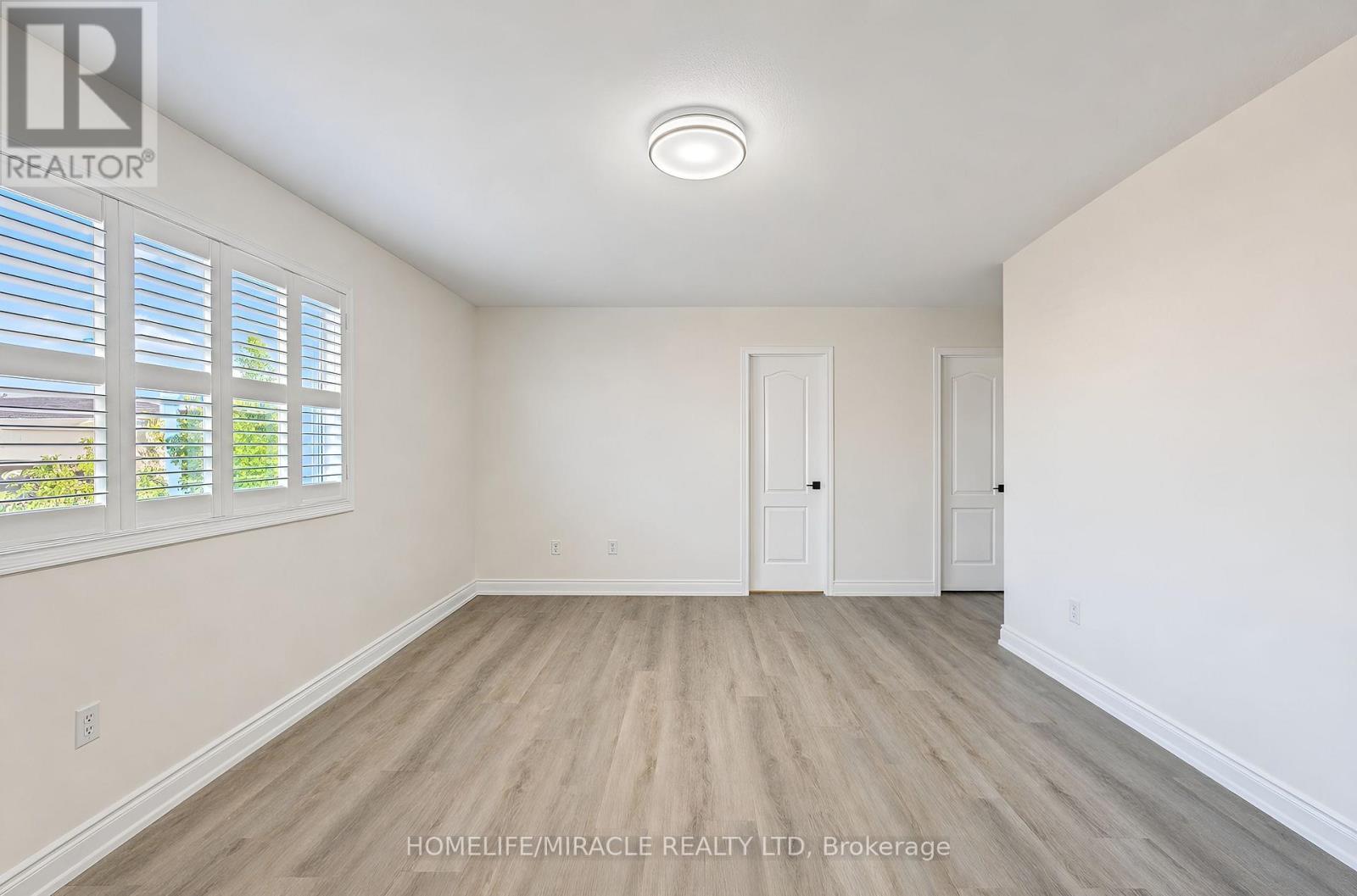 21 Topiary Lane, Brampton, ON - Indoor Photo Showing Other Room