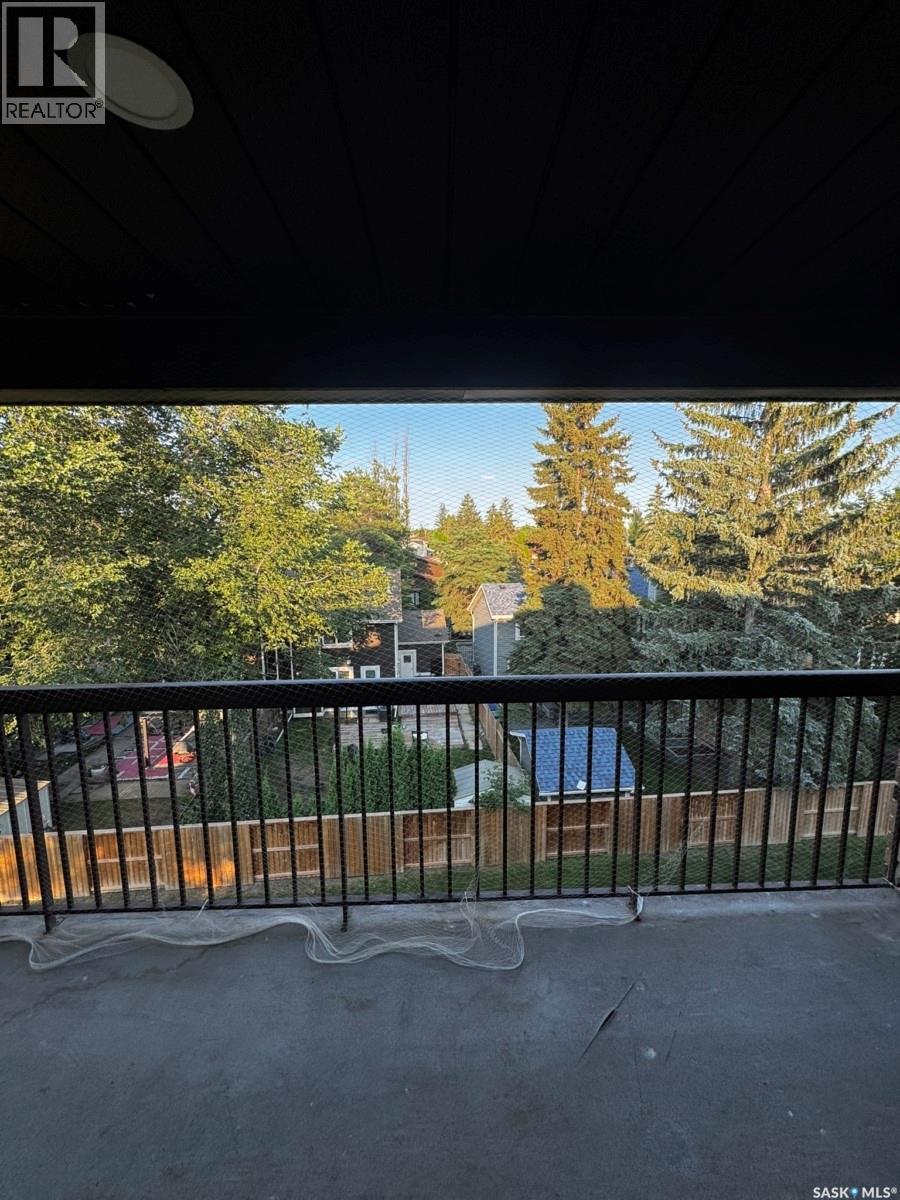 303 365 Kingsmere Boulevard, Saskatoon, SK - Outdoor