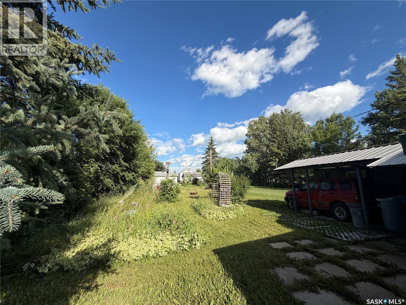143 Gladstone Avenue N, Yorkton, SK - Outdoor With View