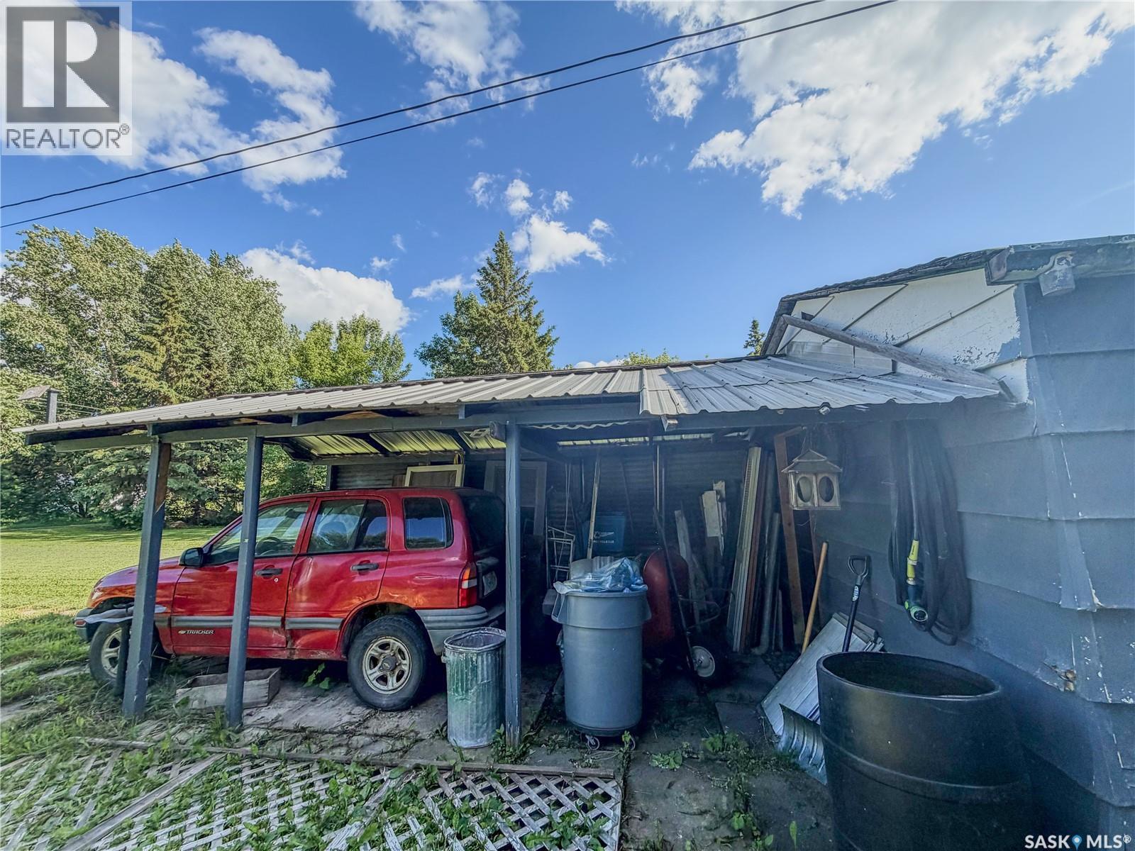 143 Gladstone Avenue N, Yorkton, SK - Outdoor