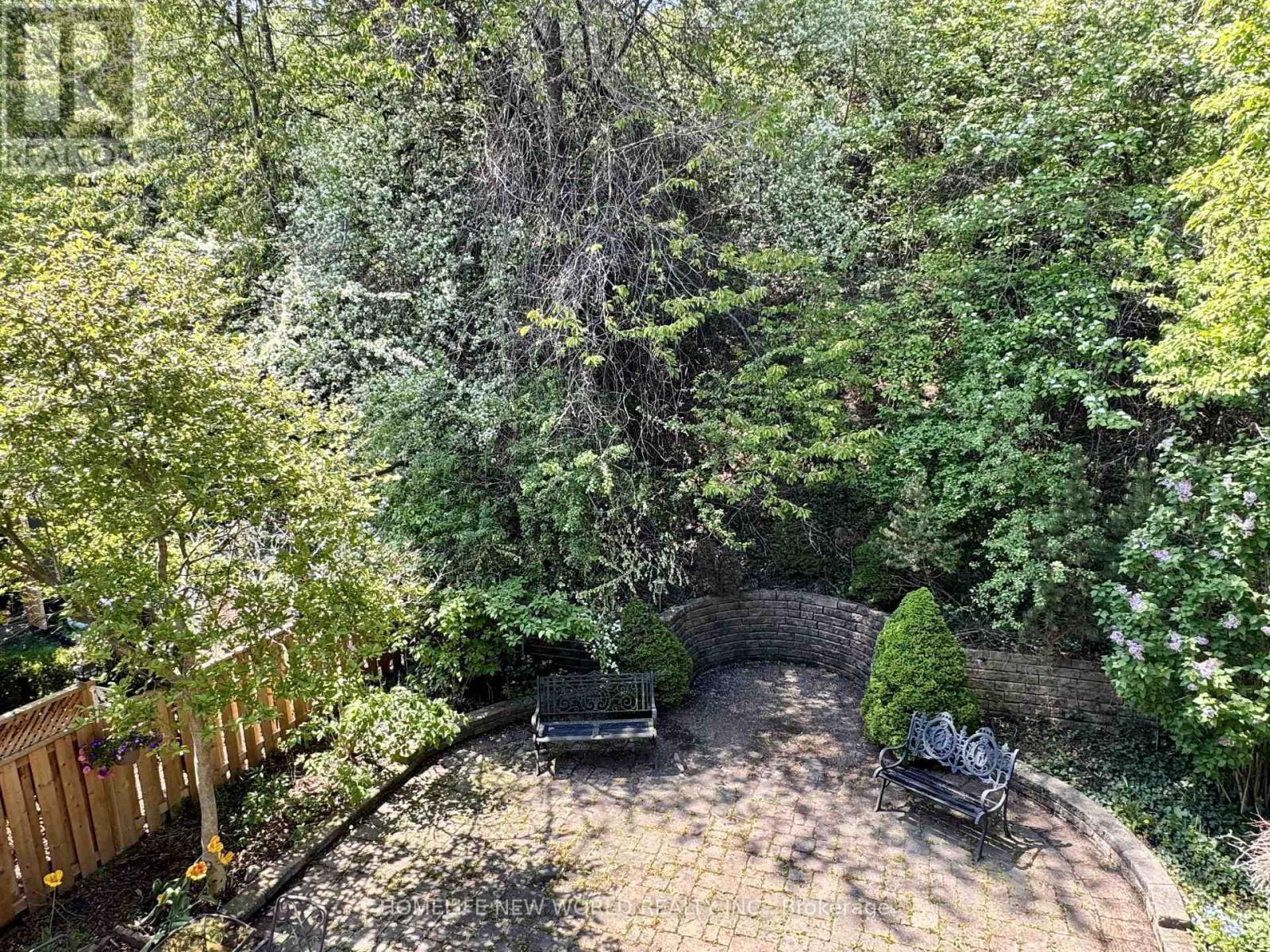 2326 Yorktown Circle, Mississauga, ON - Outdoor