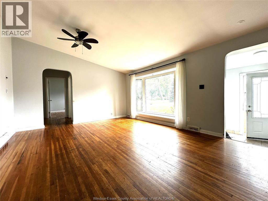 3615 Longfellow, Windsor, ON - Indoor Photo Showing Other Room