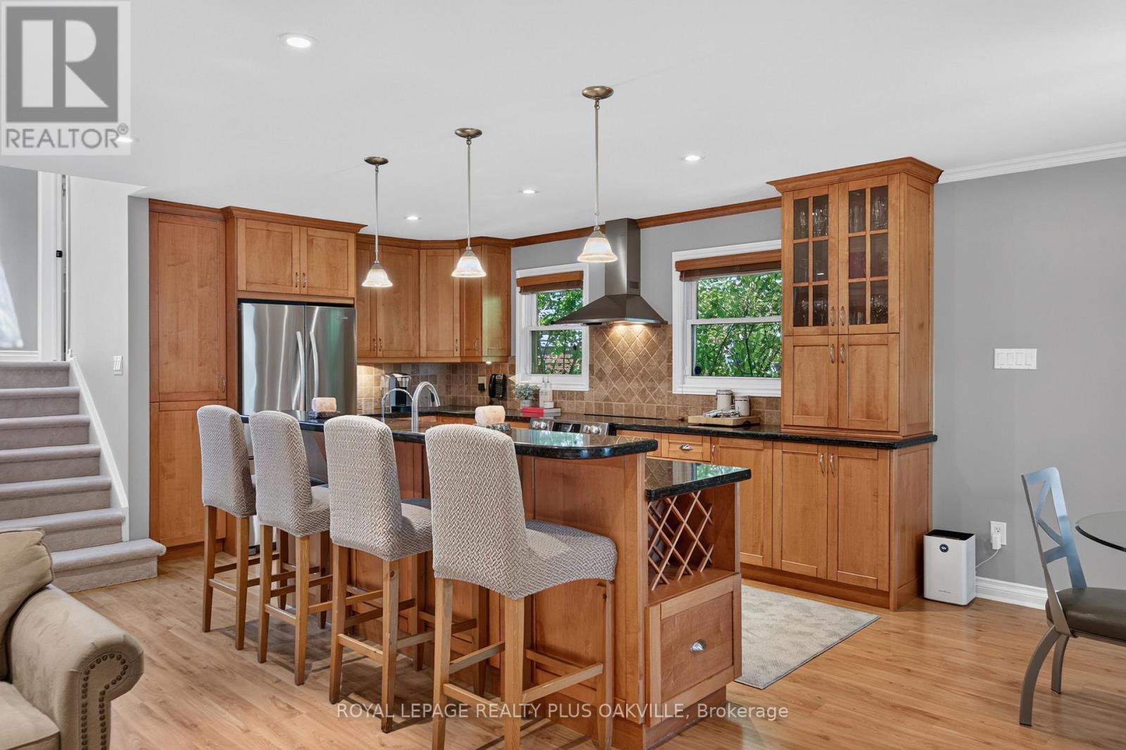 4527 Concord Place, Burlington, ON