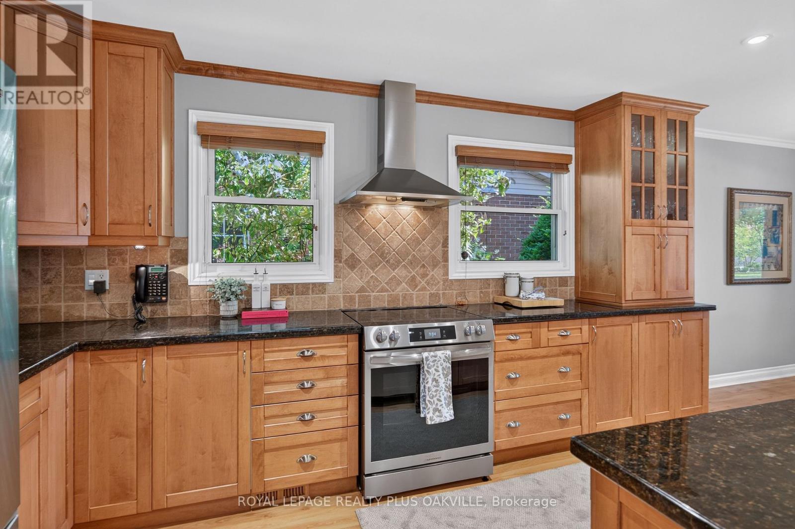 4527 Concord Place, Burlington, ON