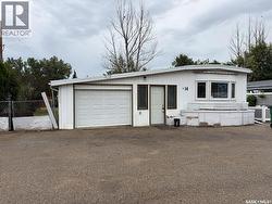 A14 1455 9th AVENUE NE Moose Jaw, SK S6J 1C6