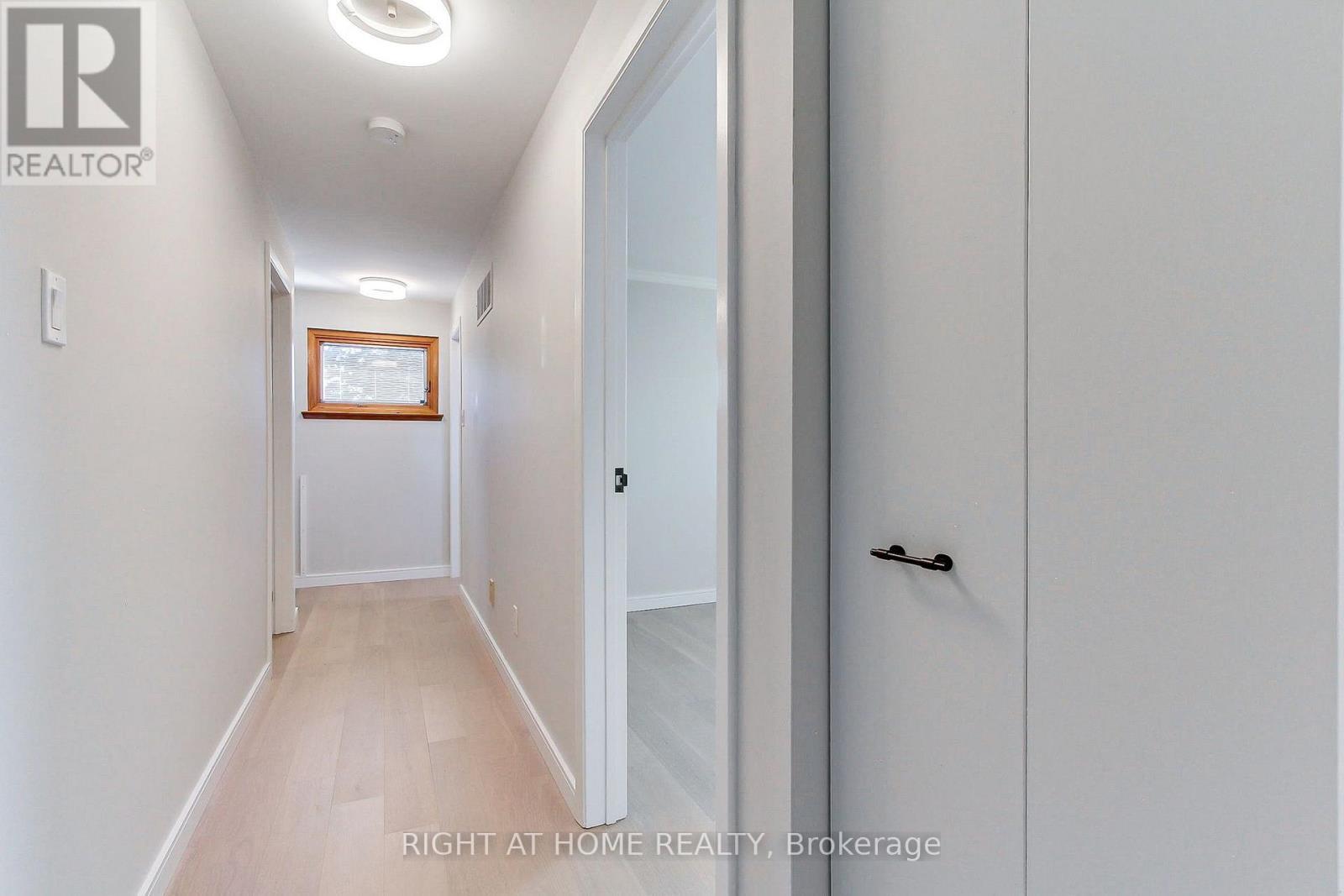 1715 Oberon Crescent, Mississauga, ON - Indoor Photo Showing Other Room
