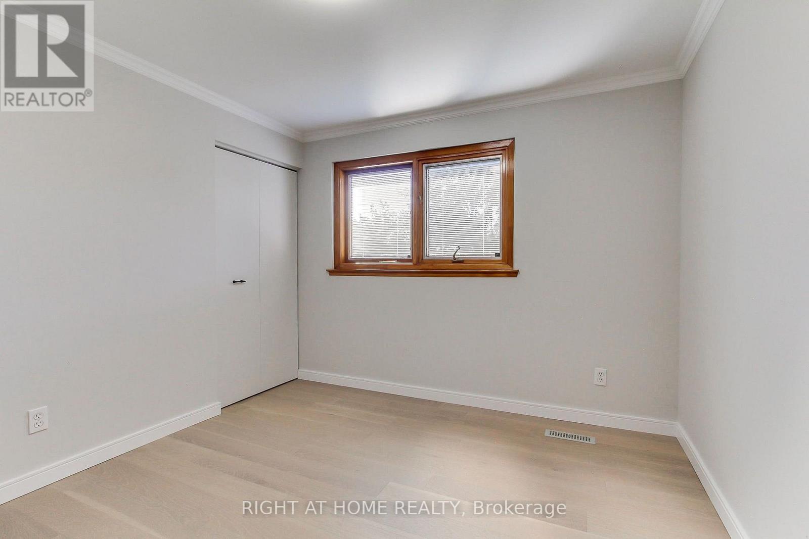 1715 Oberon Crescent, Mississauga, ON - Indoor Photo Showing Other Room