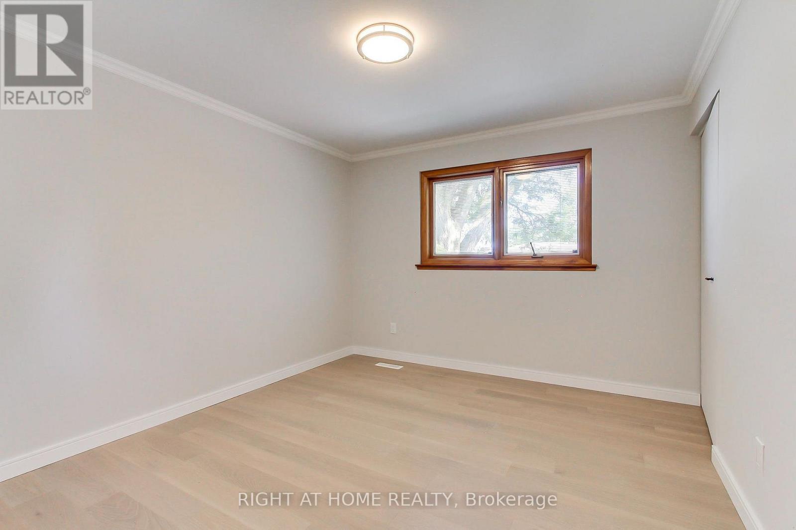 1715 Oberon Crescent, Mississauga, ON - Indoor Photo Showing Other Room