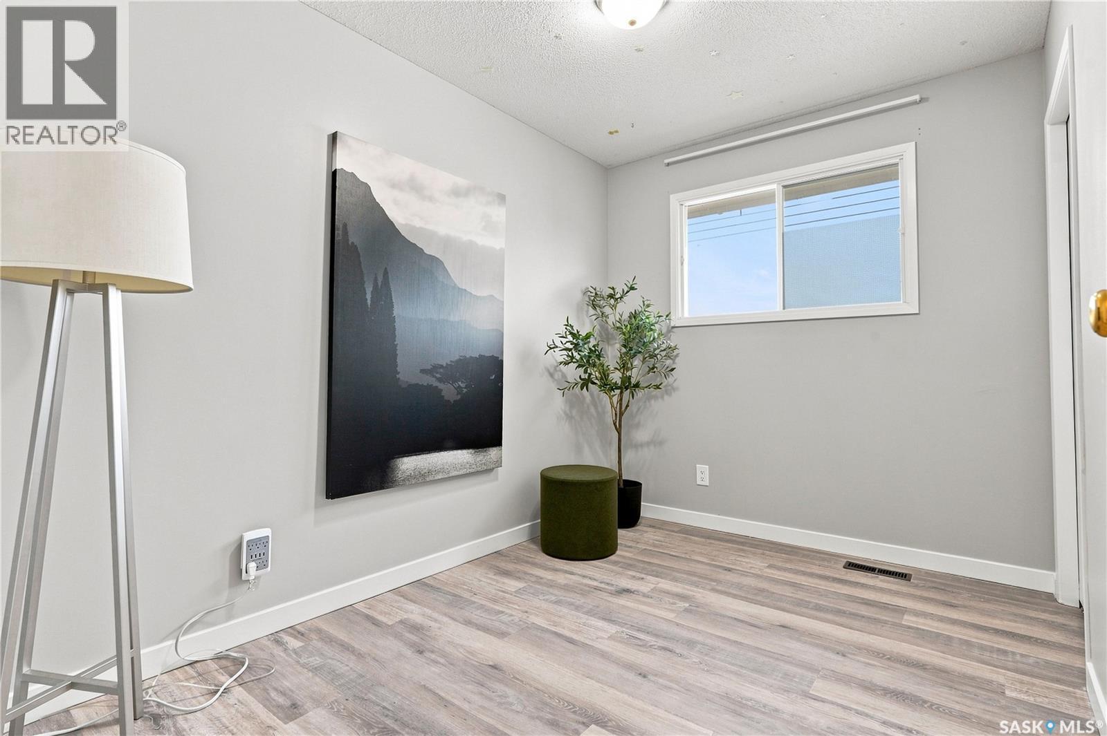 338 Brock Crescent, Saskatoon, SK - Indoor Photo Showing Other Room