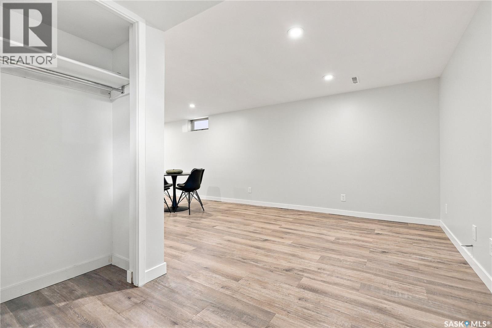 338 Brock Crescent, Saskatoon, SK - Indoor Photo Showing Other Room