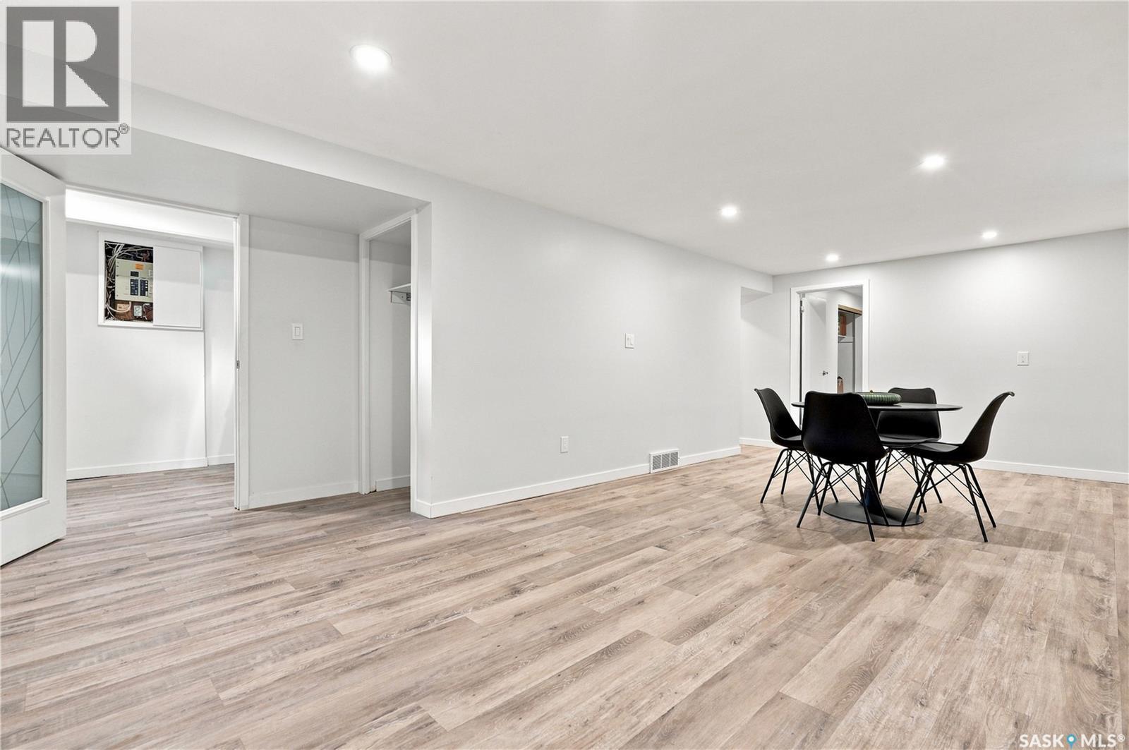 338 Brock Crescent, Saskatoon, SK - Indoor