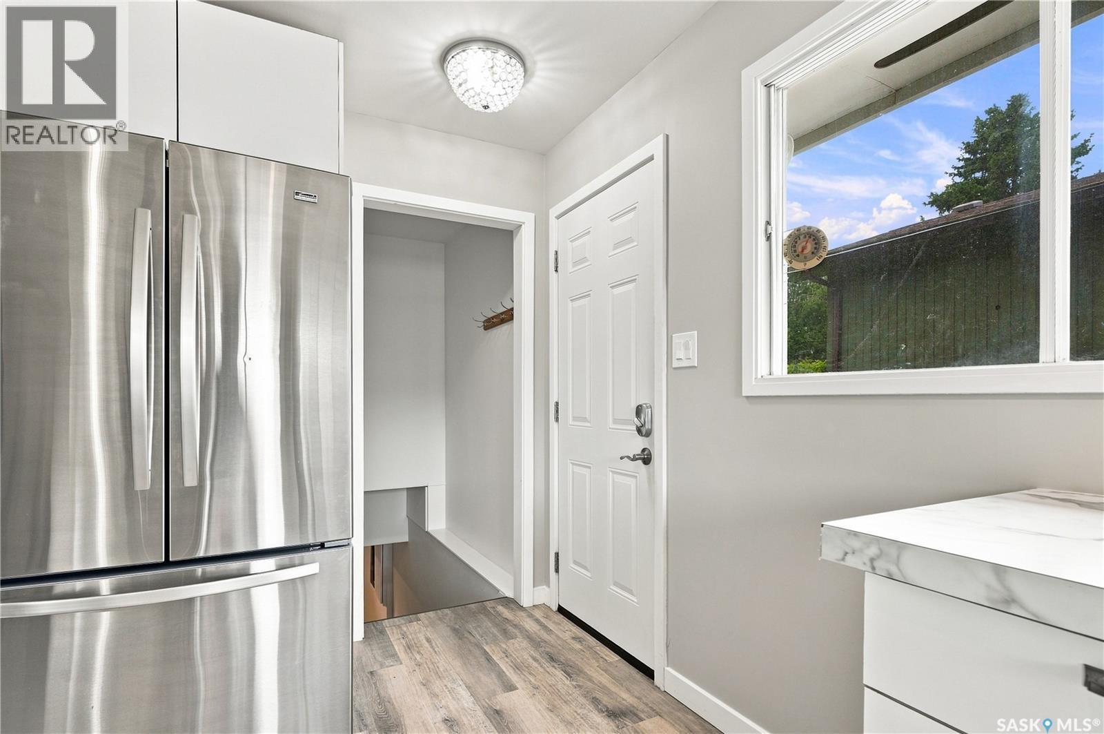 338 Brock Crescent, Saskatoon, SK - Indoor Photo Showing Other Room
